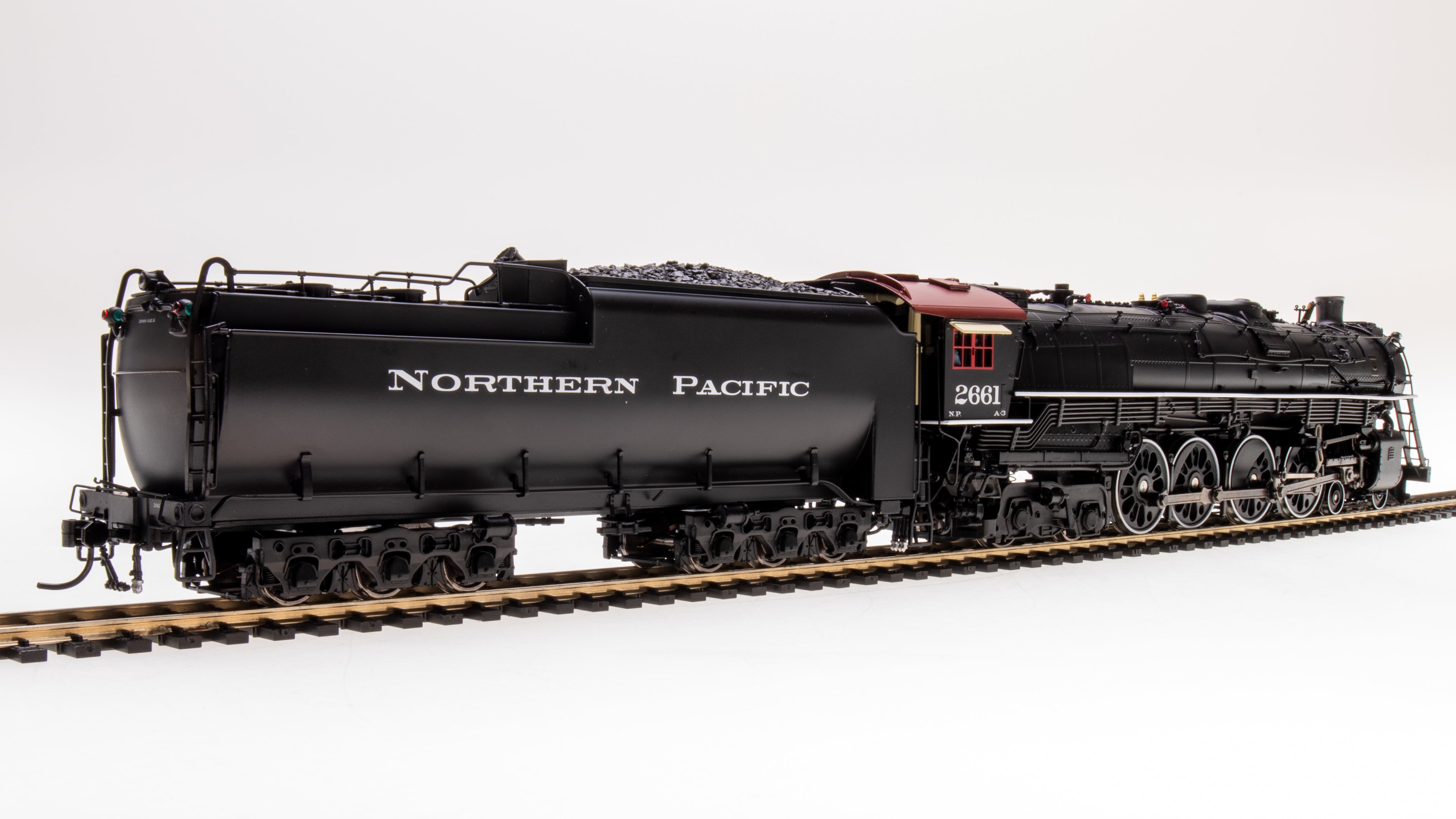 **BLEMISHED (see photos, sold as-is) REFURBISHED BR6960 Northern Pacific A-3 4-8-4, #2661, Pre-1947, Black Boiler, Paragon4 Sound/DC/DCC, Smoke, HO