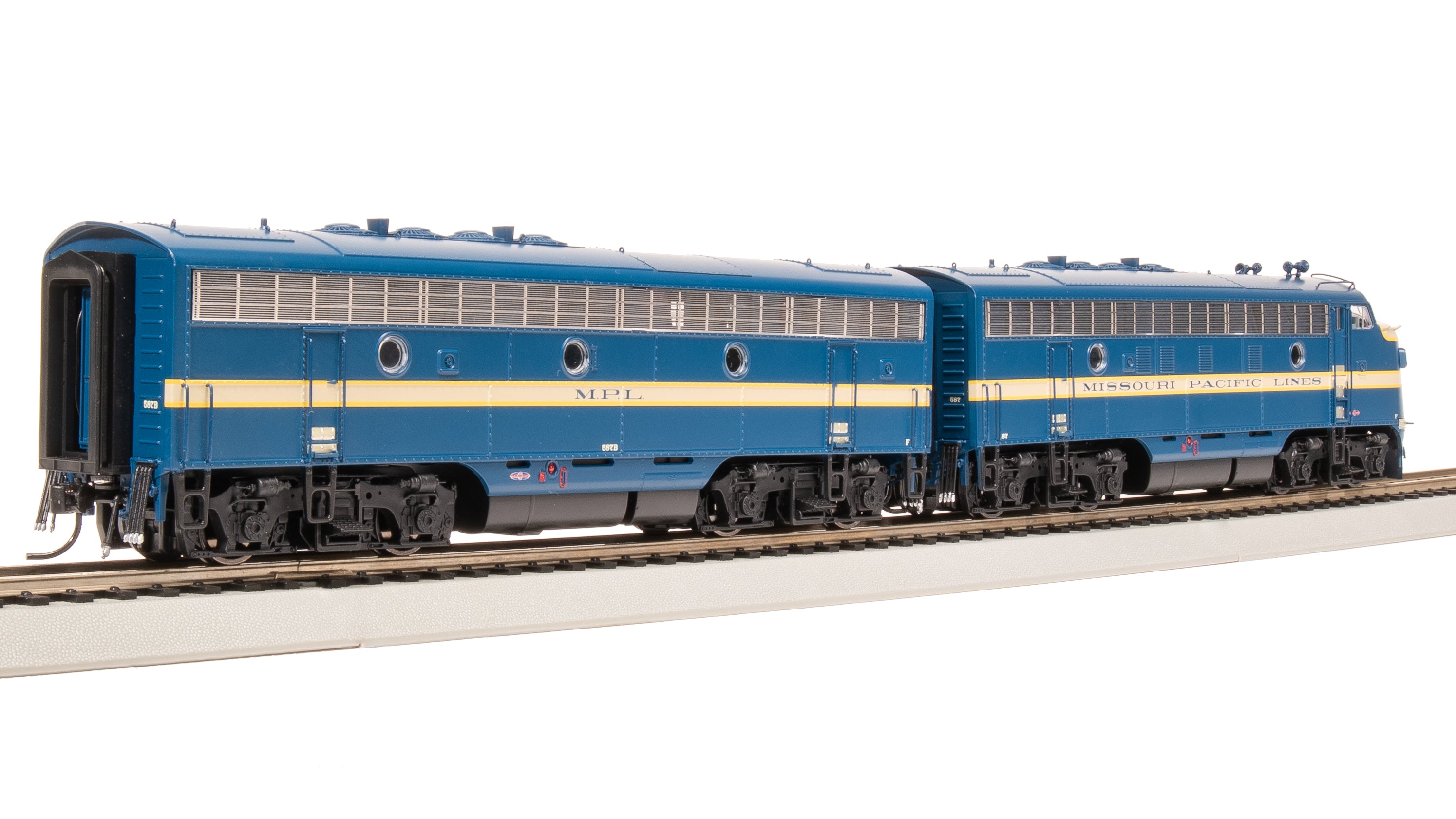 8194 EMD F7 A/B, MP 587/587B, Eagle Scheme, A-unit Paragon4 Sound/DC/DCC, Unpowered B, HO