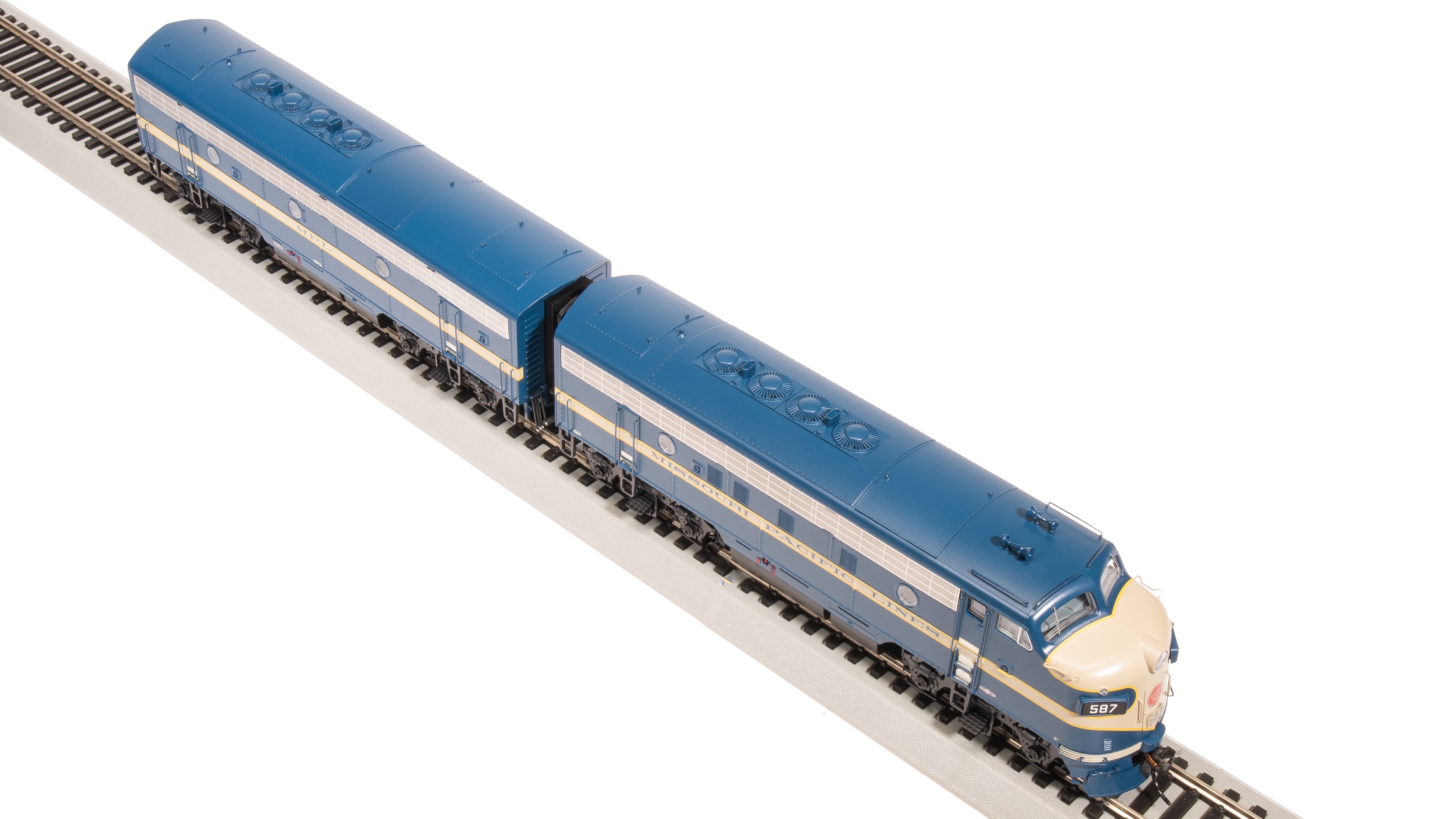 8194 EMD F7 A/B, MP 587/587B, Eagle Scheme, A-unit Paragon4 Sound/DC/DCC, Unpowered B, HO