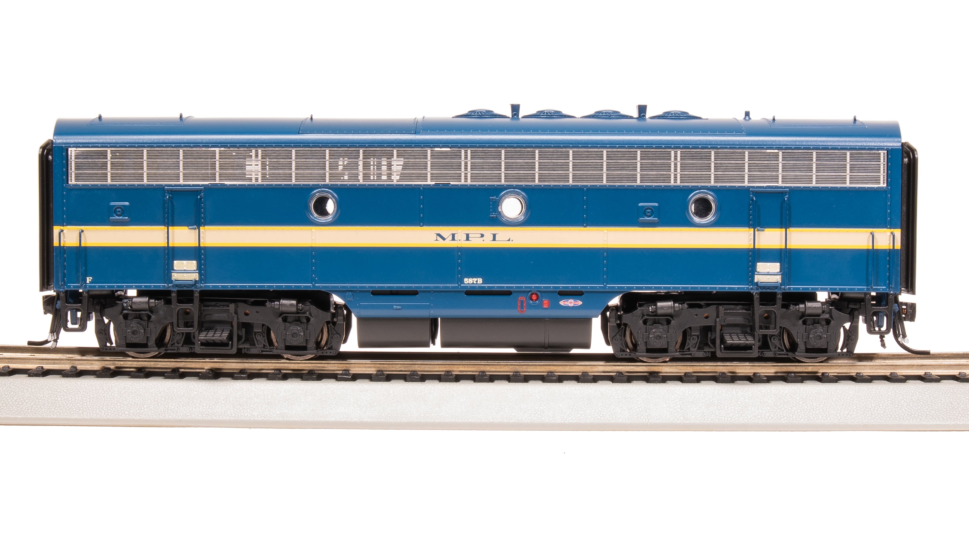 8194 EMD F7 A/B, MP 587/587B, Eagle Scheme, A-unit Paragon4 Sound/DC/DCC, Unpowered B, HO