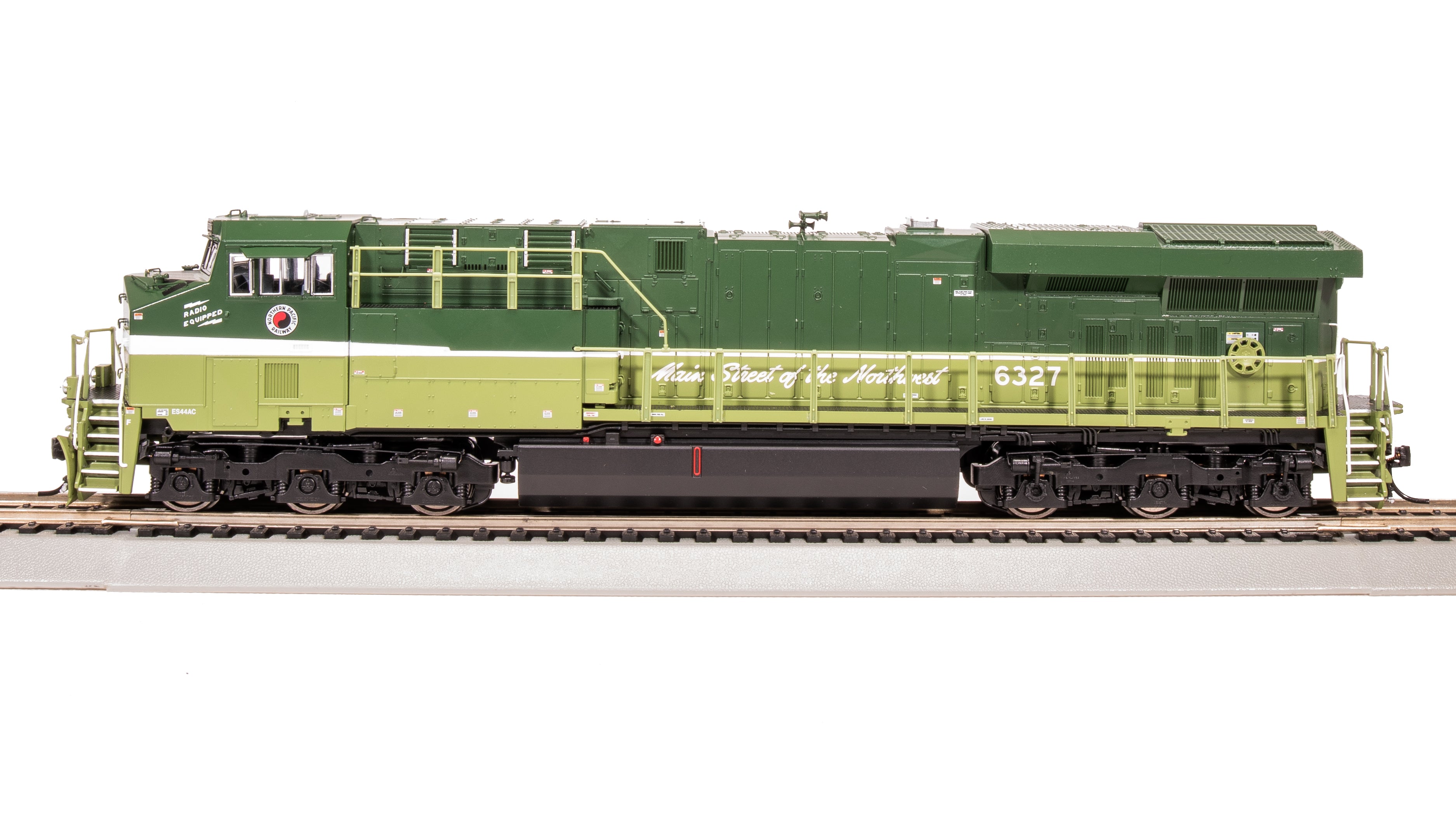 8546 GE ES44AC, NP #6327, Loewy NCL Fantasy Paint, Paragon4 Sound/DC/DCC, HO