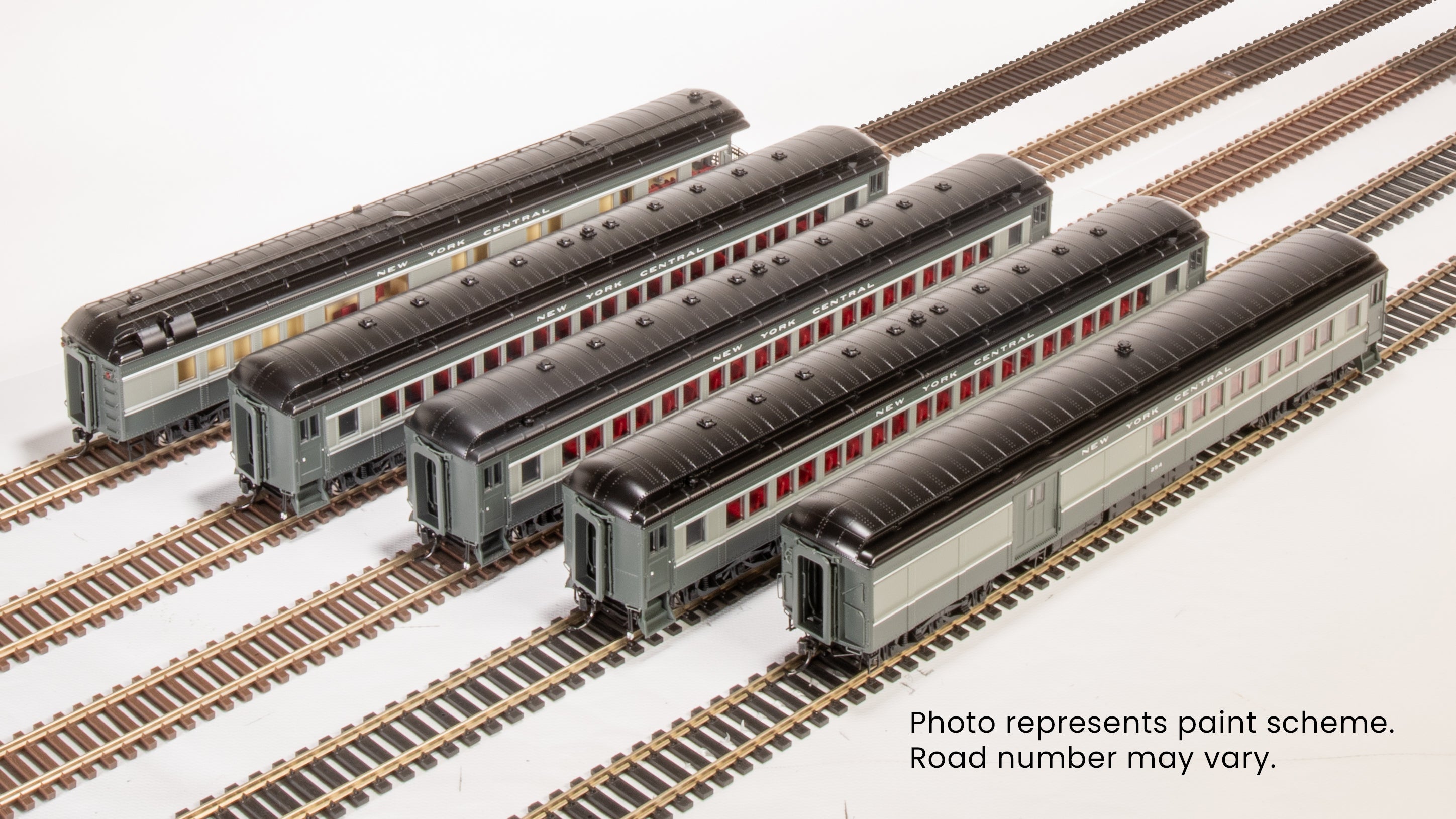 9715 NYC Heavyweight 5-Car Passenger Set, Two-Tone Gray, HO Scale (254, 1840, 1855, 1878, 3)
