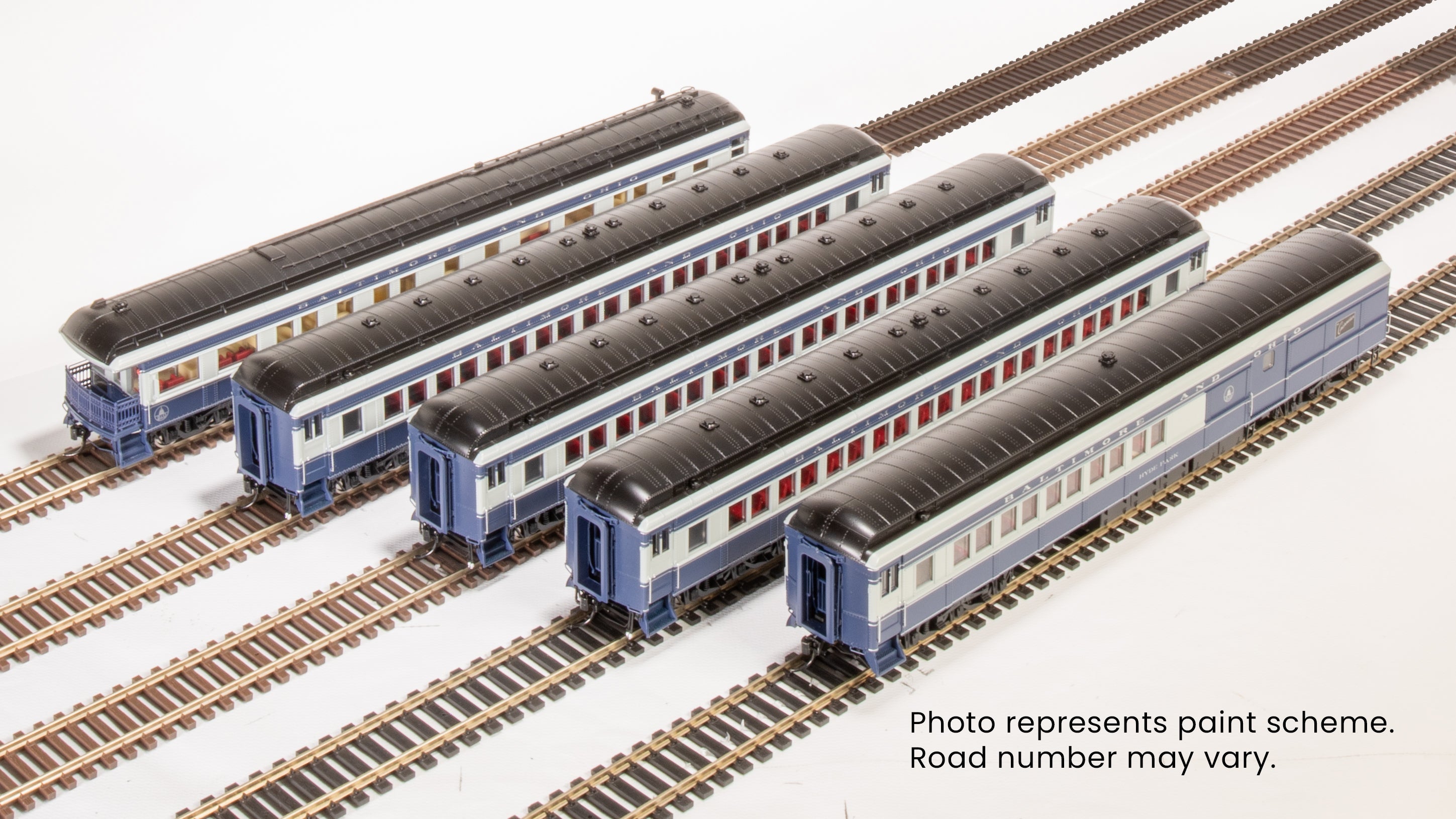 9718 B&O Cincinnatian Heavyweight 5-Car Passenger Set, HO Scale (Train World Exclusive)