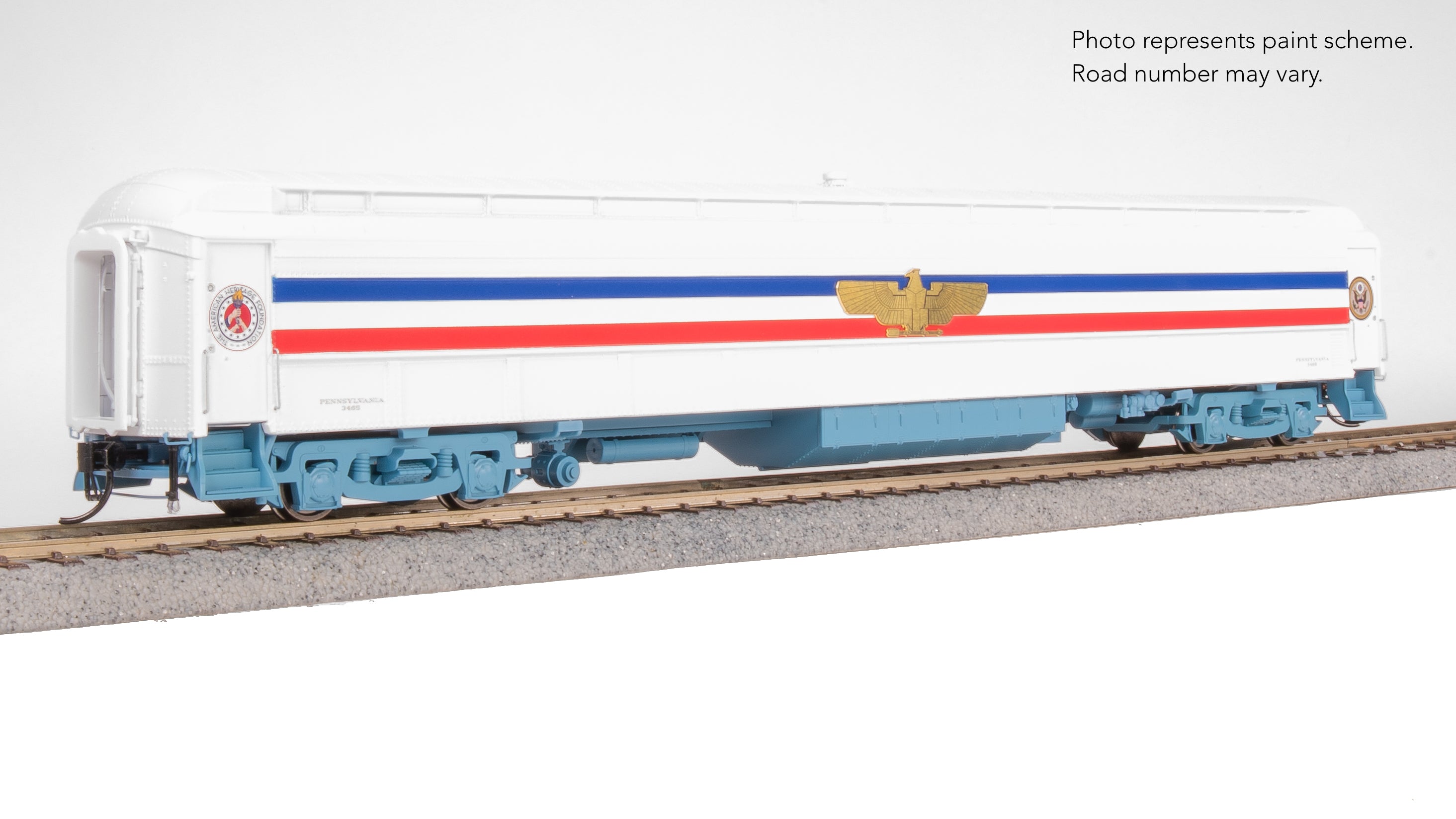 9733 1947 Freedom Train 80' Passenger Coach, 1947-1949, w/ Eagle, HO Scale