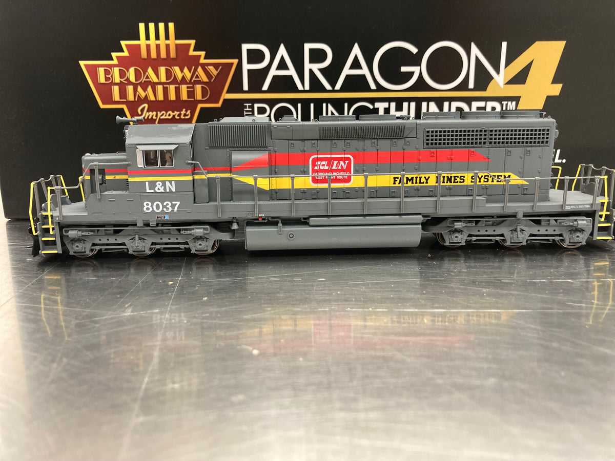 REFURBISHED R6784 EMD SD40-2, Family Lines System, L&N 8037, Paragon4 Sound/DC/DCC, HO
