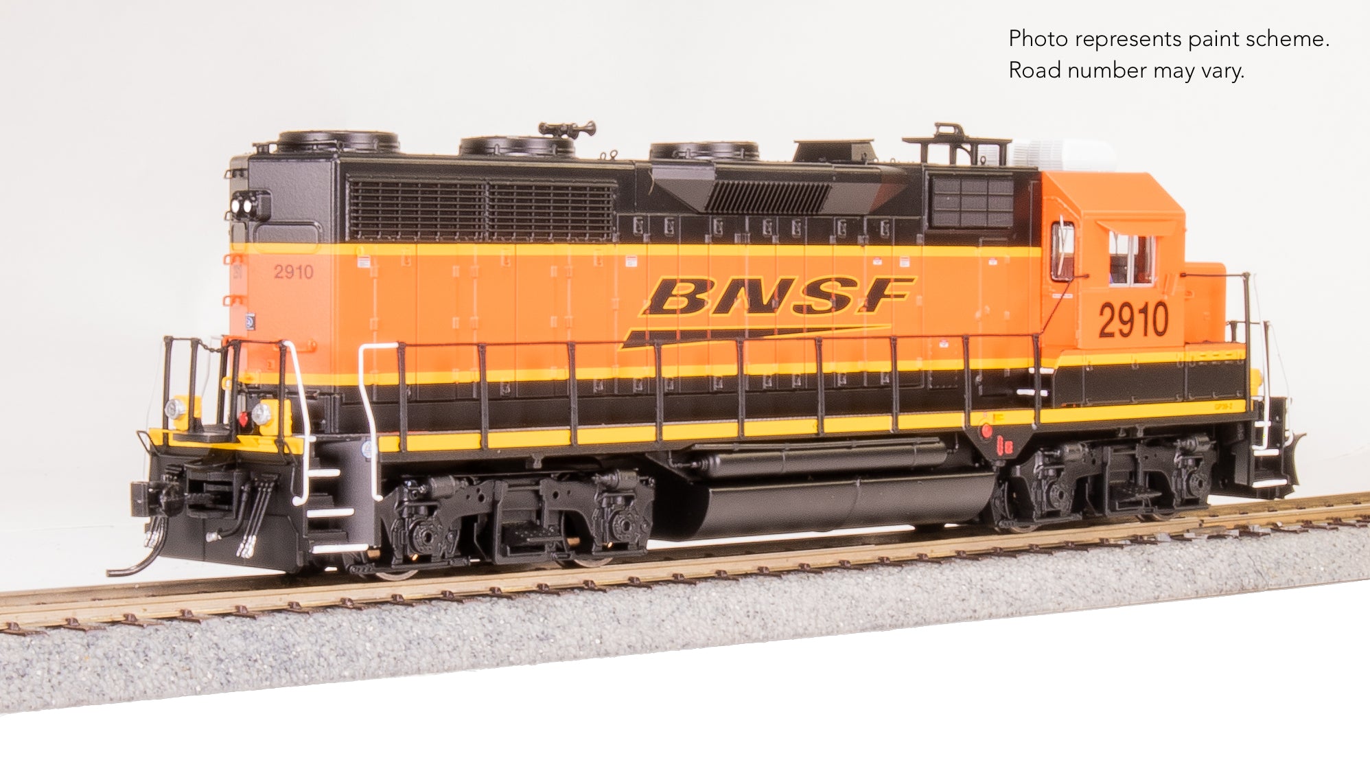 10004 EMD GP35 (GP39-2), BNSF 2927, Modern Appearance, No-Sound / DCC-Ready, HO