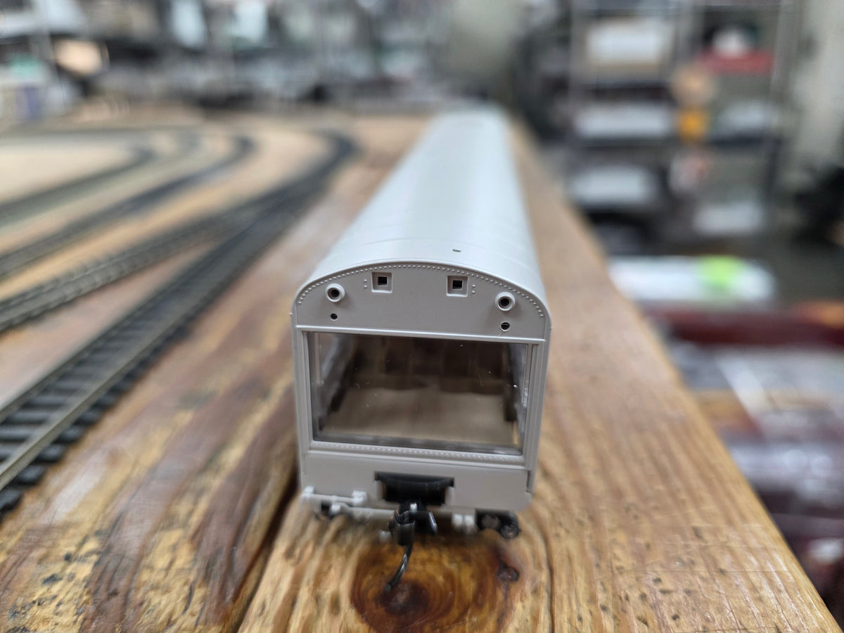 (NO DETAILS PROVIDED, SOLD AS IS, SEE PHOTOS) REFURBISHED BR9163 Track Inspection Car, Unlettered / Painted Primer Gray, HO