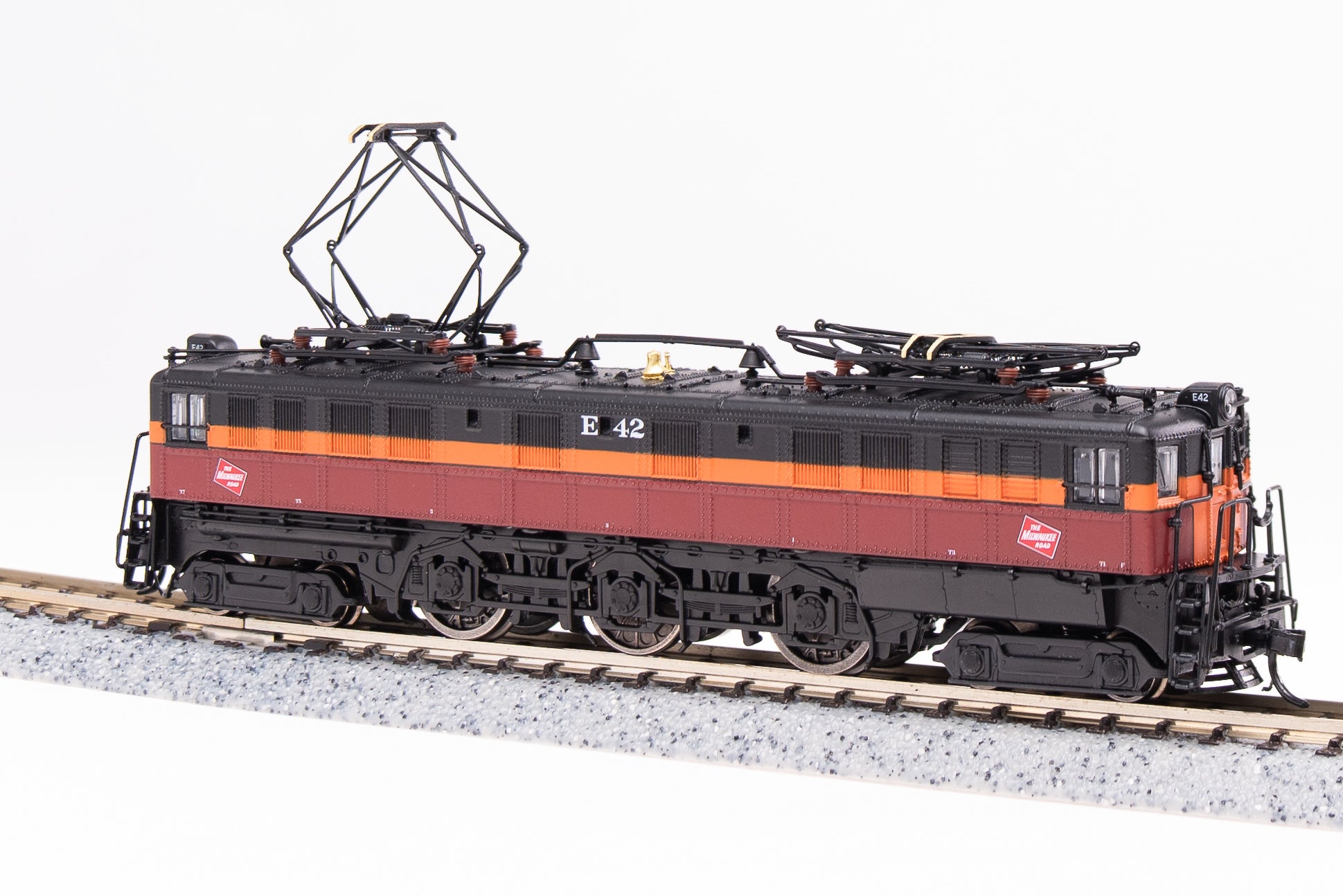 N scale milwaukee road hot sale locomotives