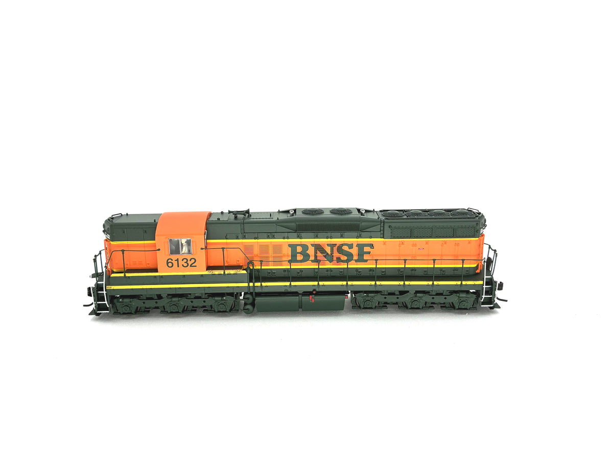 ***DISPLAY ONLY REFURBISHED DR4245 EMD SD9, BNSF 6132, (No Lights/Sound/Movement), HO