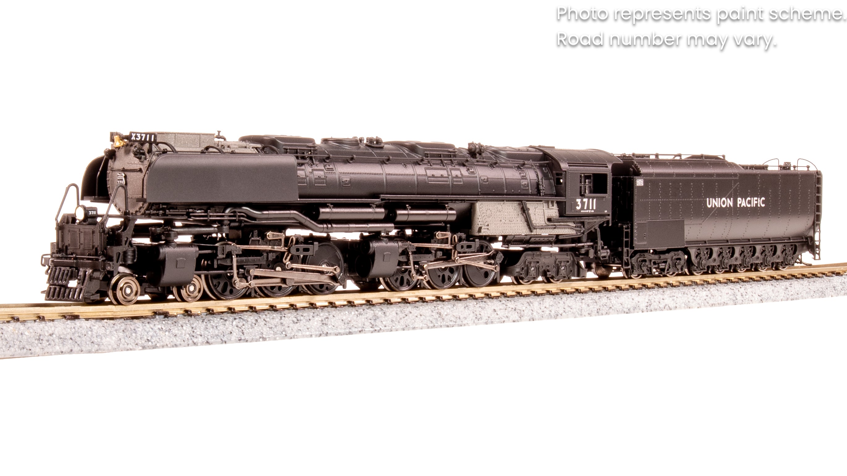 6982 UP Challenger 4-6-6-4, #3711, Black & Graphite, Oil Tender, w/ wi
