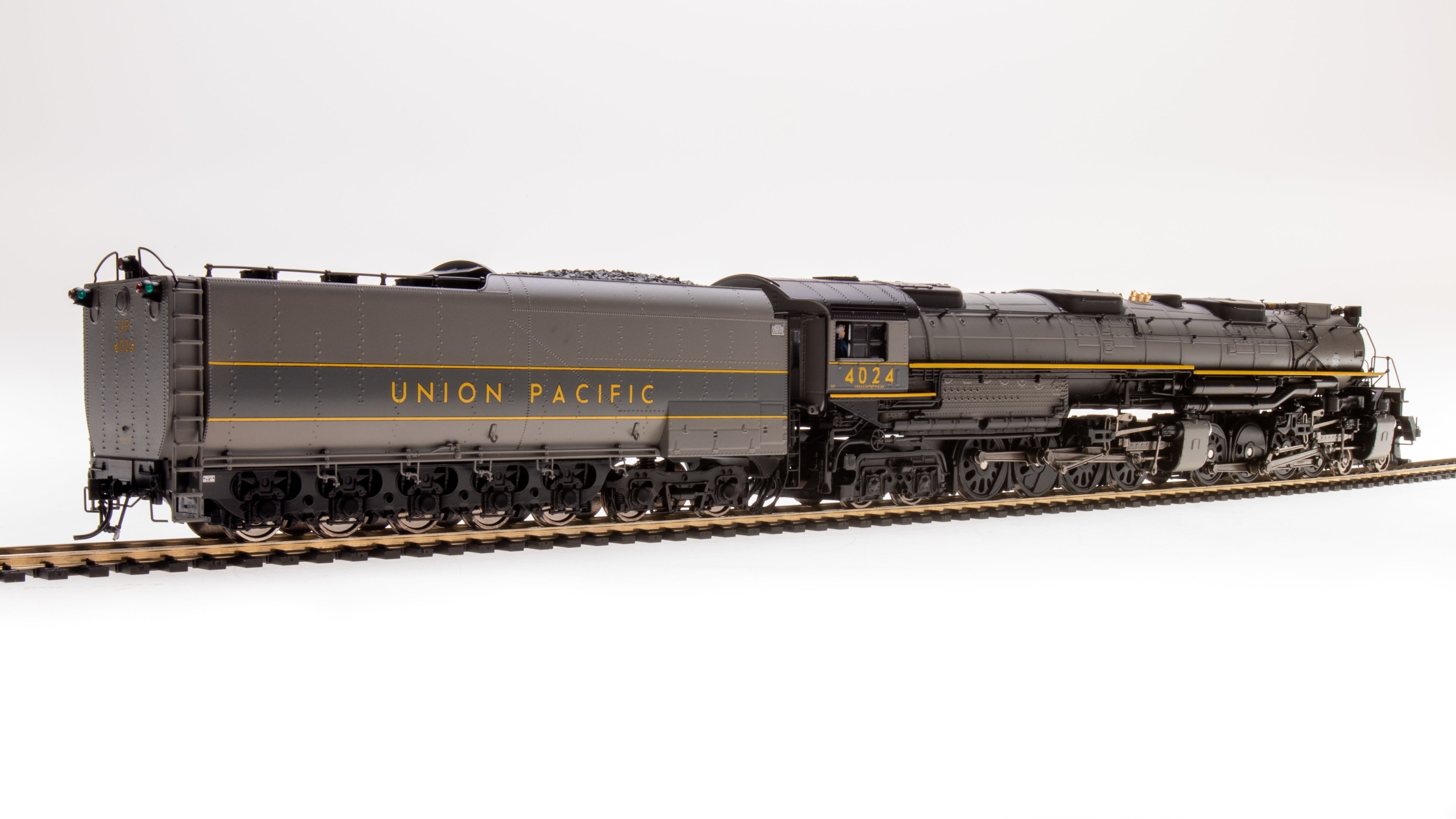 7060 UP Big Boy #4024, Two-Tone Gray w/ Yellow, Wilson Aftercooler, 25-C-400 Coal Tender, Paragon4 Sound/DC/DCC, Smoke, HO (Fantasy Paint Scheme) Default Title