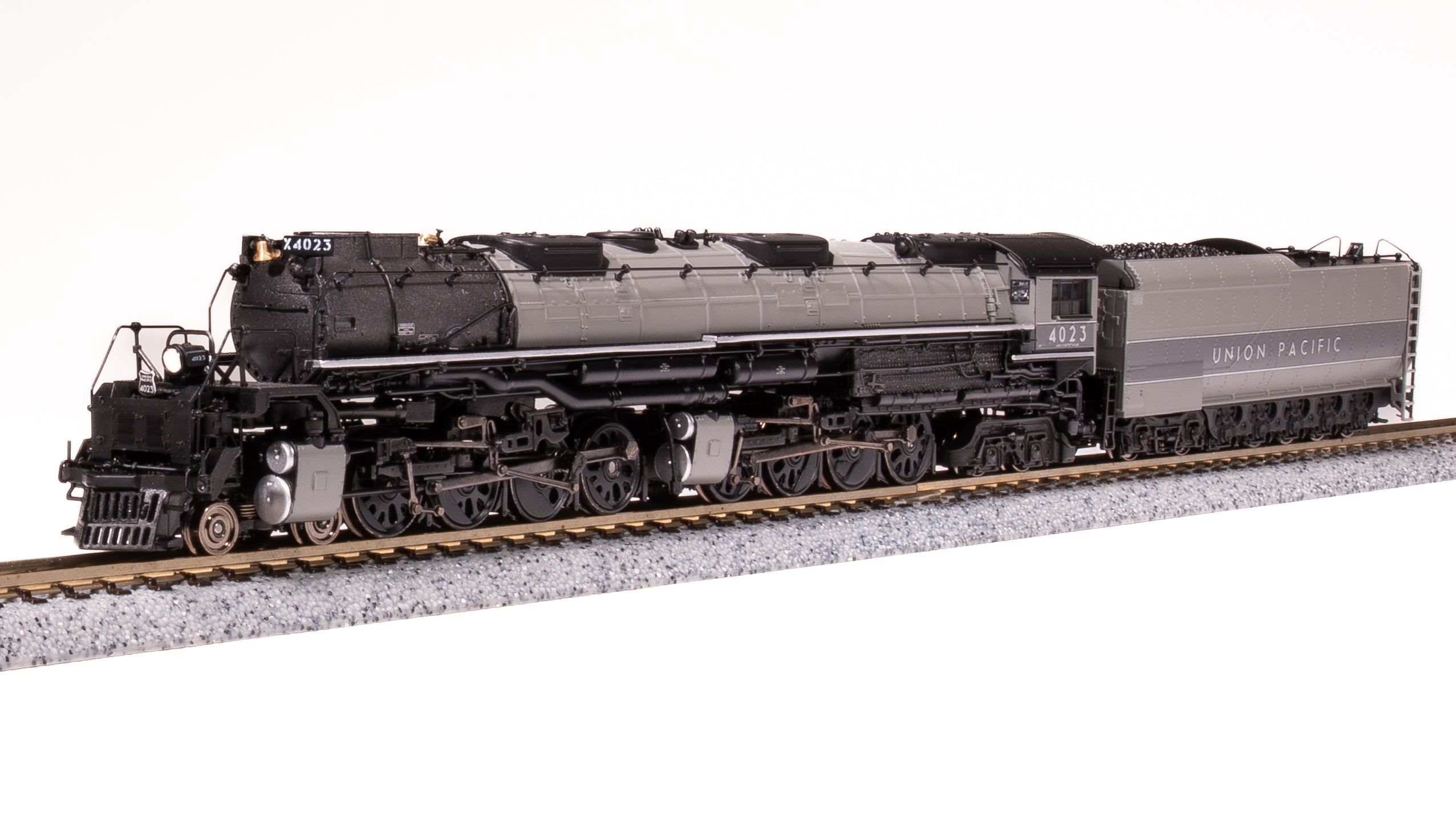 7238 UP Big Boy #4023, Two-Tone Gray w/ Aluminum, Wilson Aftercooler, 25-C-400 Coal Tender, Paragon4 Sound/DC/DCC, Smoke, N (Fantasy Paint Scheme) Default Title