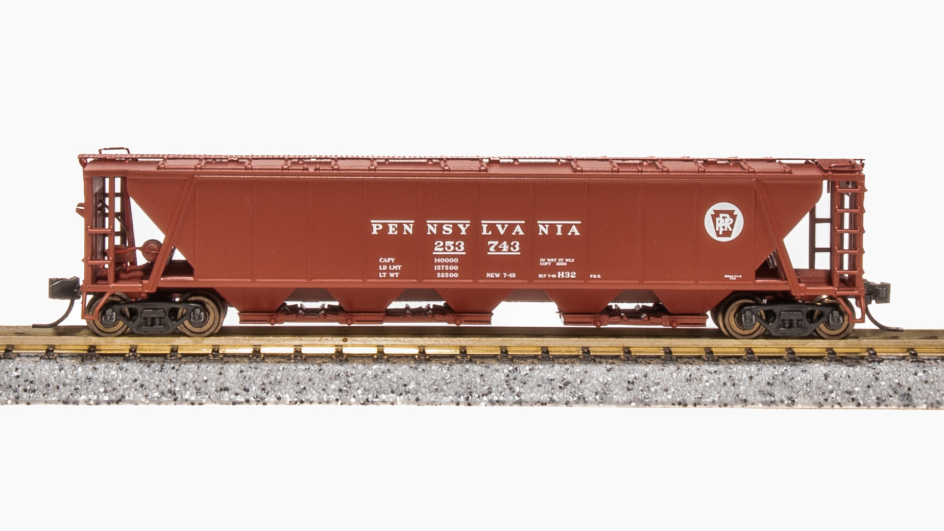 7251 H32 Covered Hopper, PRR, Freight Car Red with White Circle Keystone, 2-pack B, N Scale Default Title