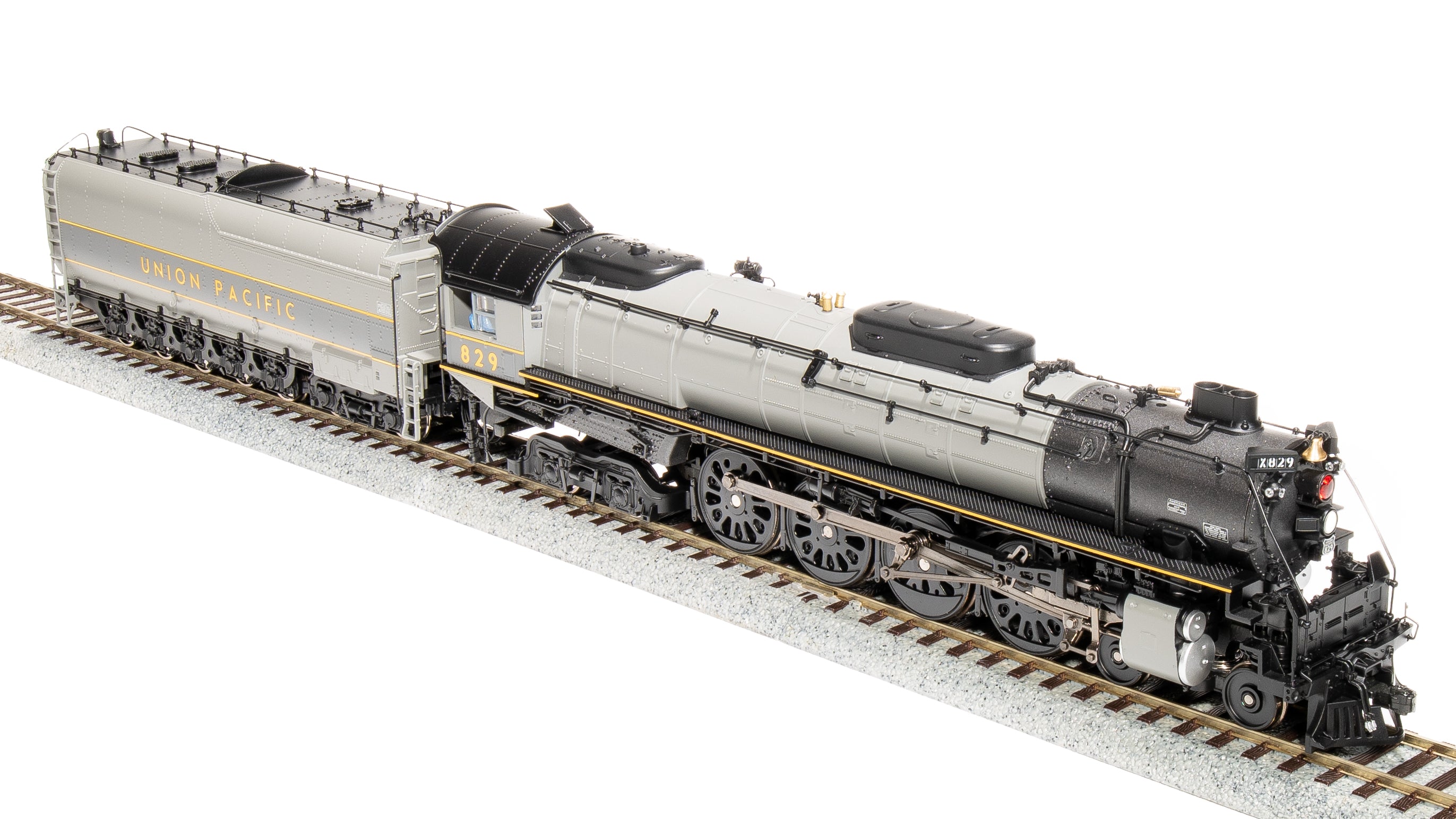 7366 Union Pacific 4-8-4, Class FEF-2, #829, TTG w/ Yellow, Paragon4 S