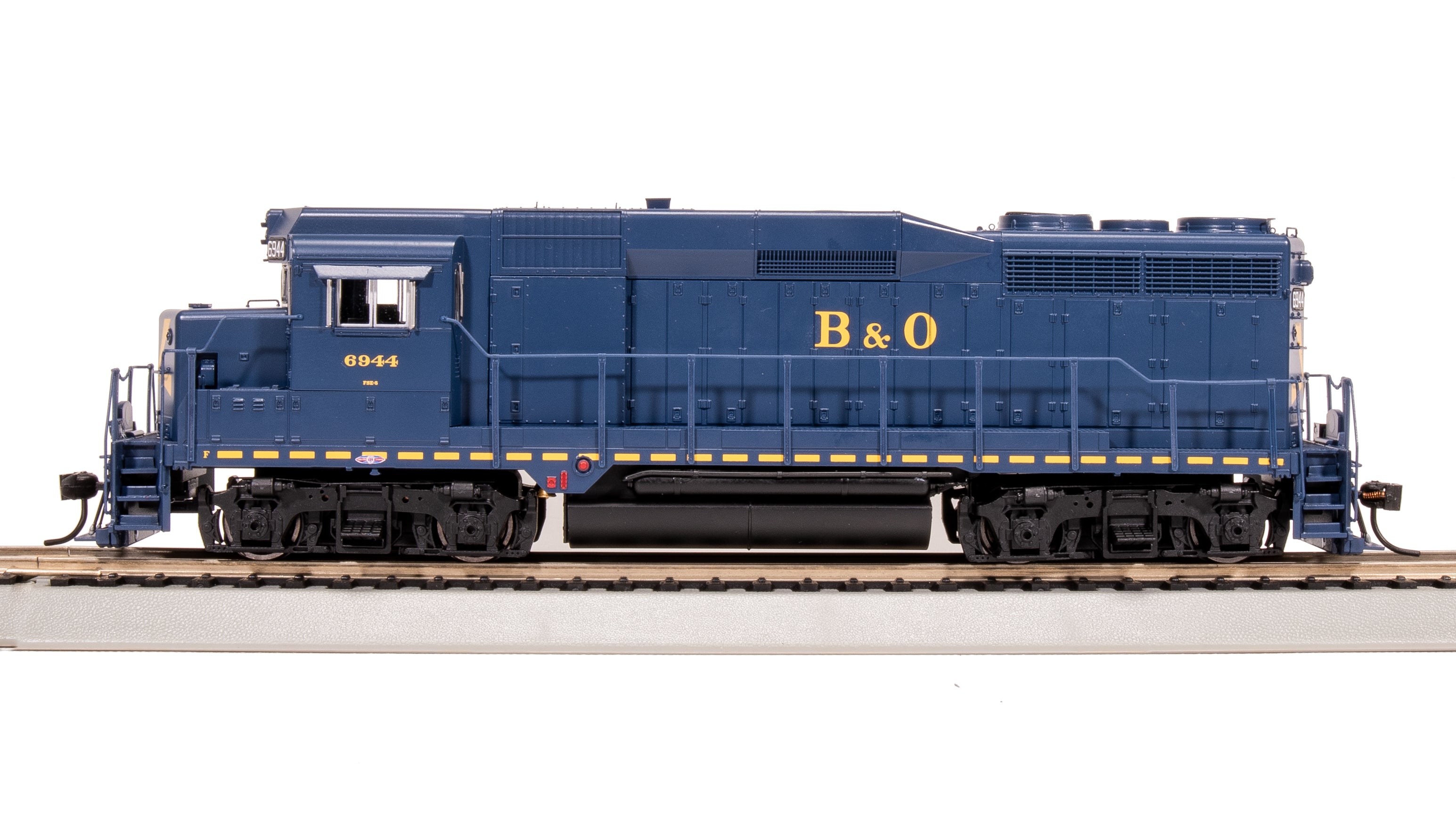 7565 EMD GP30, B&O 6914, As-Delivered, Paragon4 Sound/DC/DCC, HO