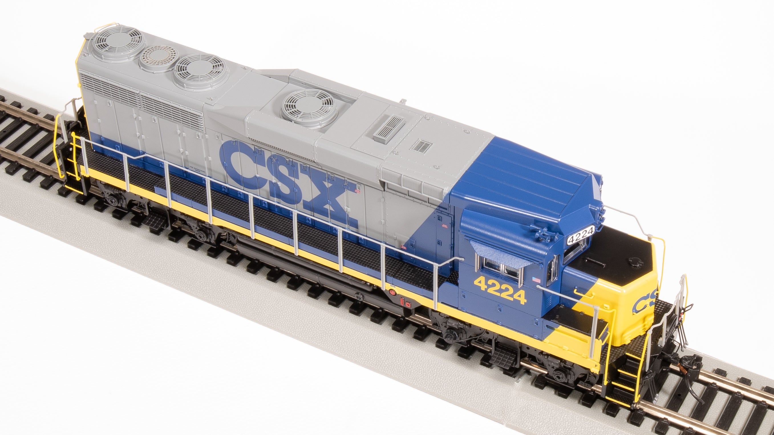 7568 EMD GP30, CSX 4224, YN2, Paragon4 Sound/DC/DCC, HO (GP30m)