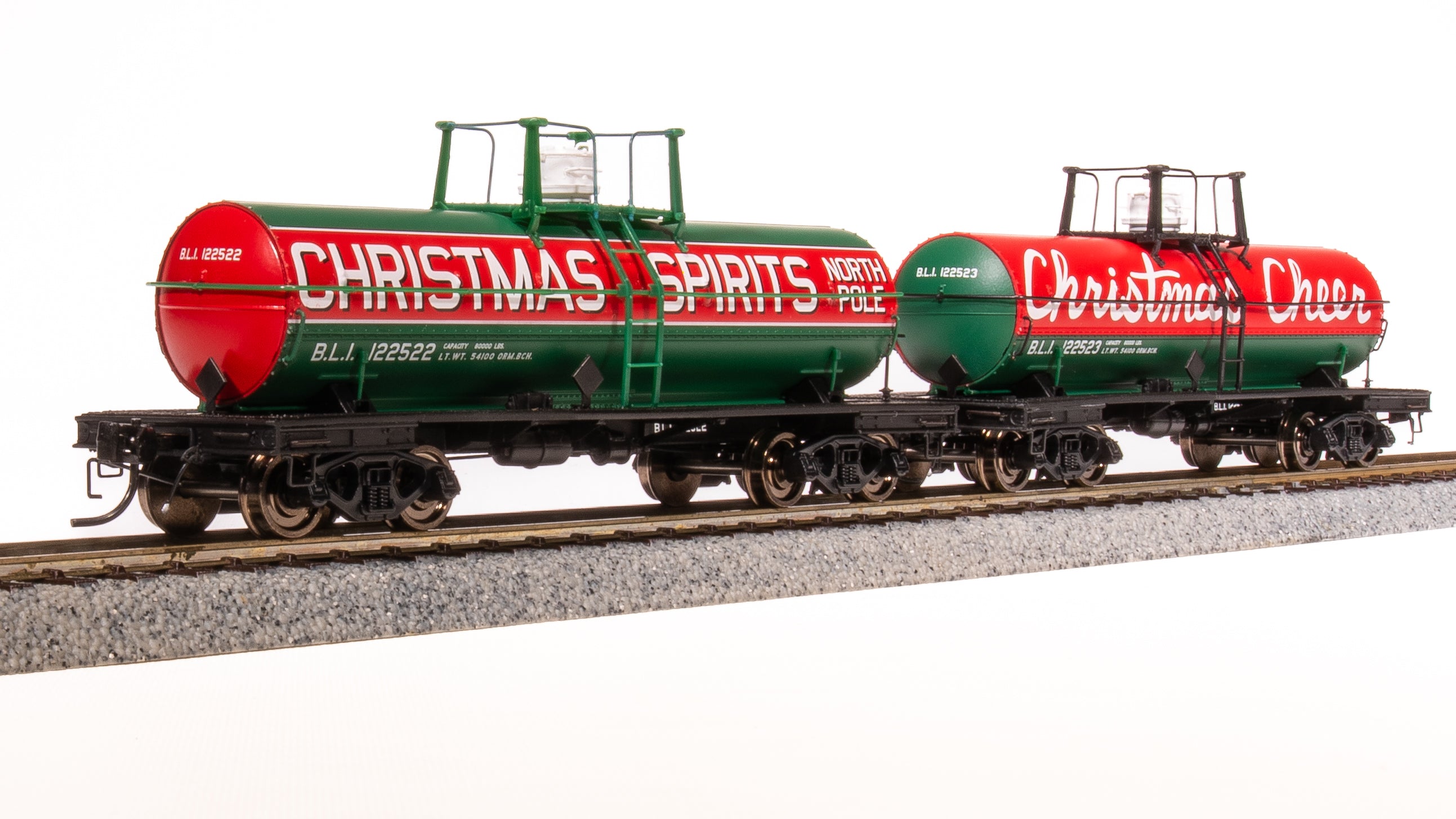 7679 6000 Gallon Tank, Christmas Paint Scheme, 2-pack, HO Default Title