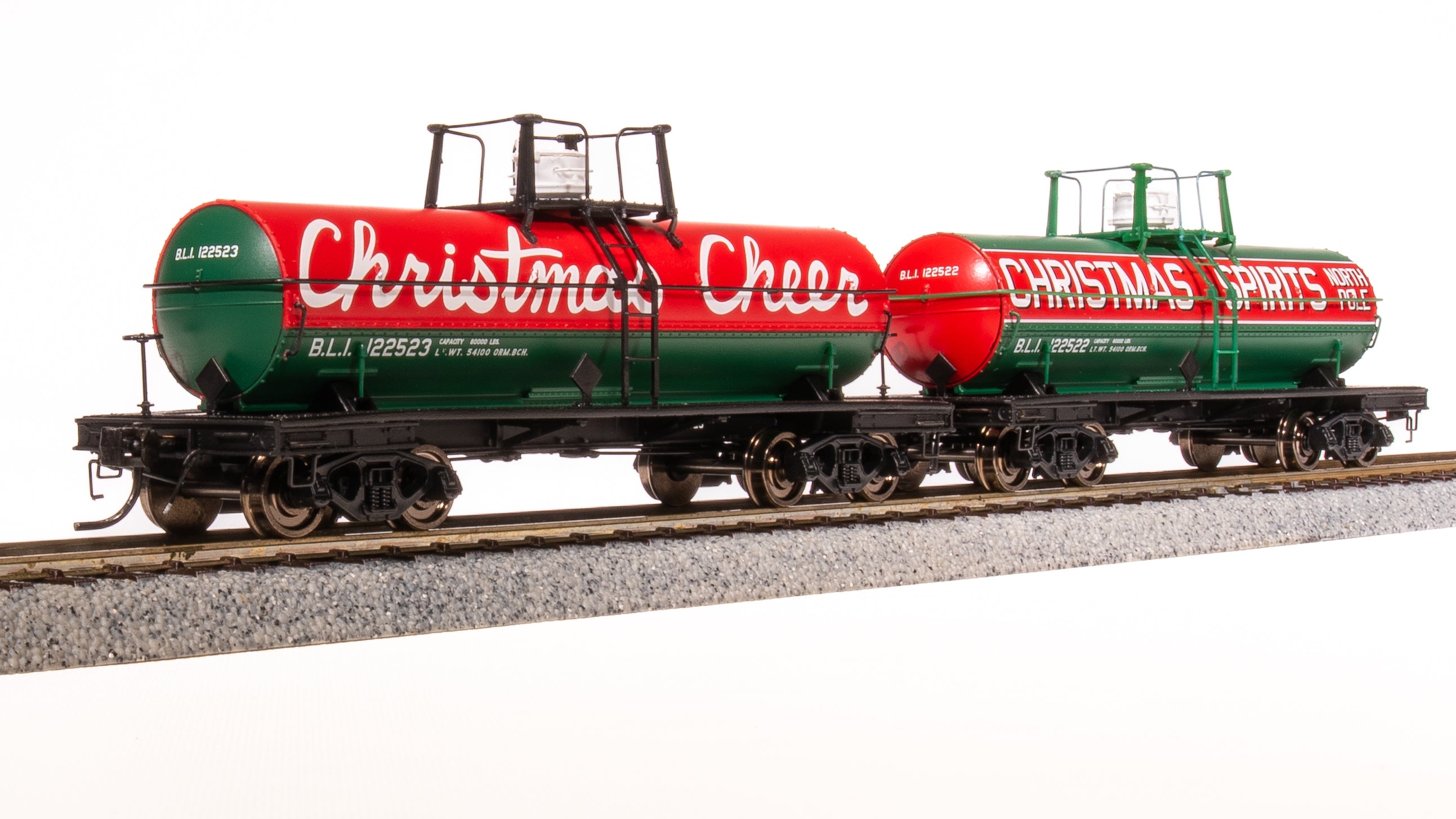 7679 6000 Gallon Tank, Christmas Paint Scheme, 2-pack, HO Default Title