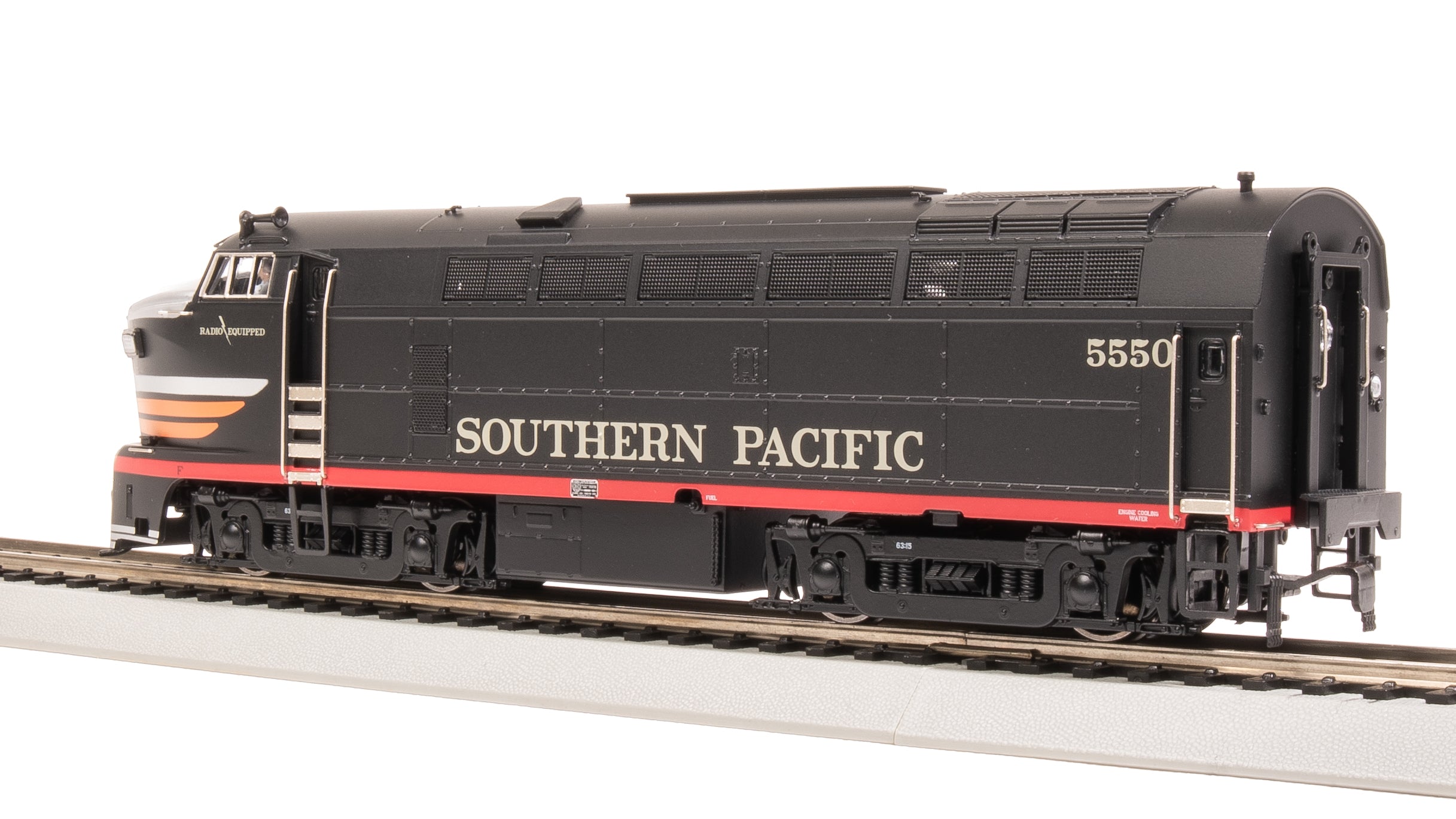 7708 RF-16 Sharknose A/B, SP 5550/5570, Black Widow Scheme, A-unit Paragon4 Sound/DC/DCC, Unpowered B, HO (Fantasy Paint Scheme)