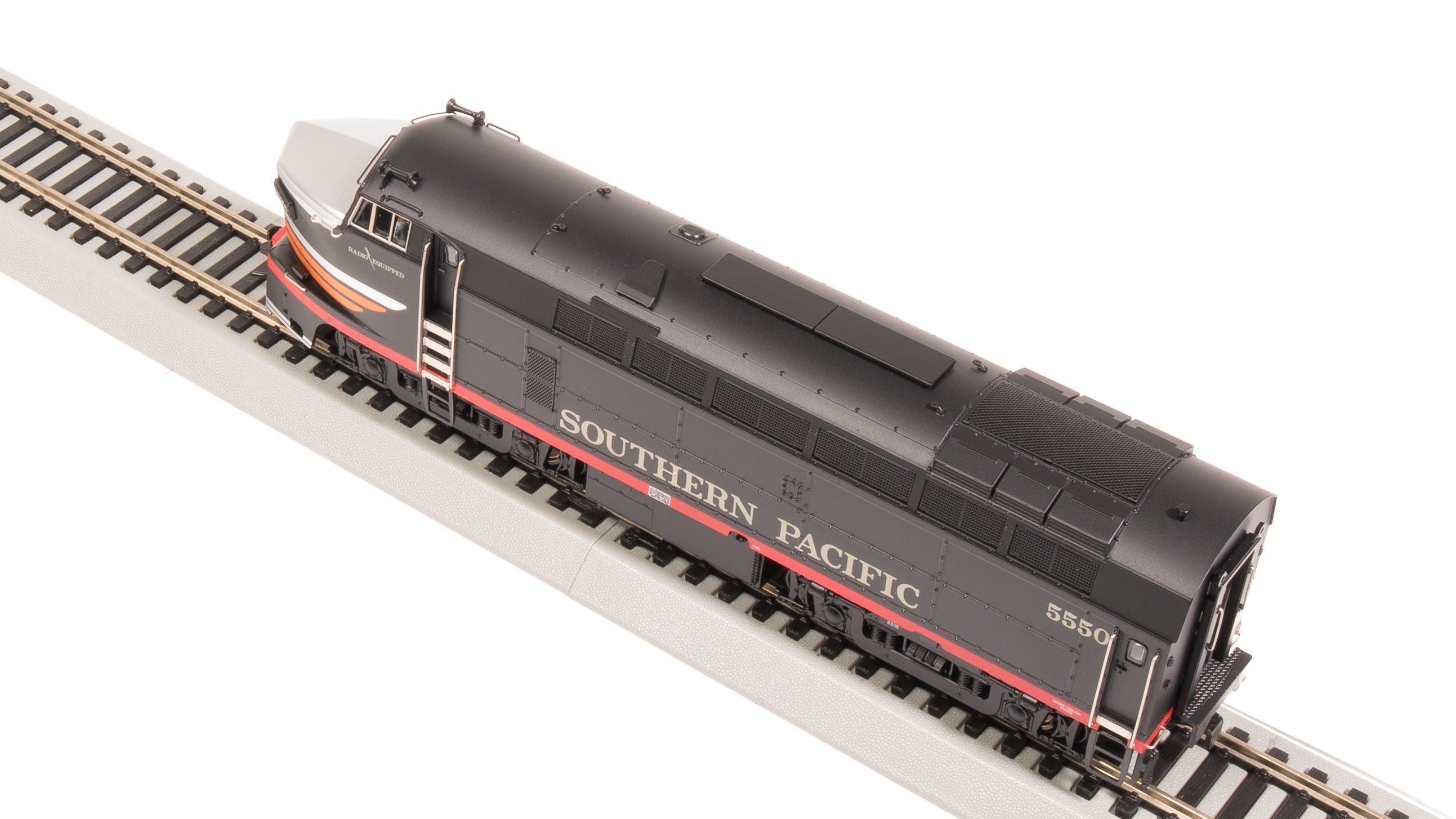 7708 RF-16 Sharknose A/B, SP 5550/5570, Black Widow Scheme, A-unit Paragon4 Sound/DC/DCC, Unpowered B, HO (Fantasy Paint Scheme)