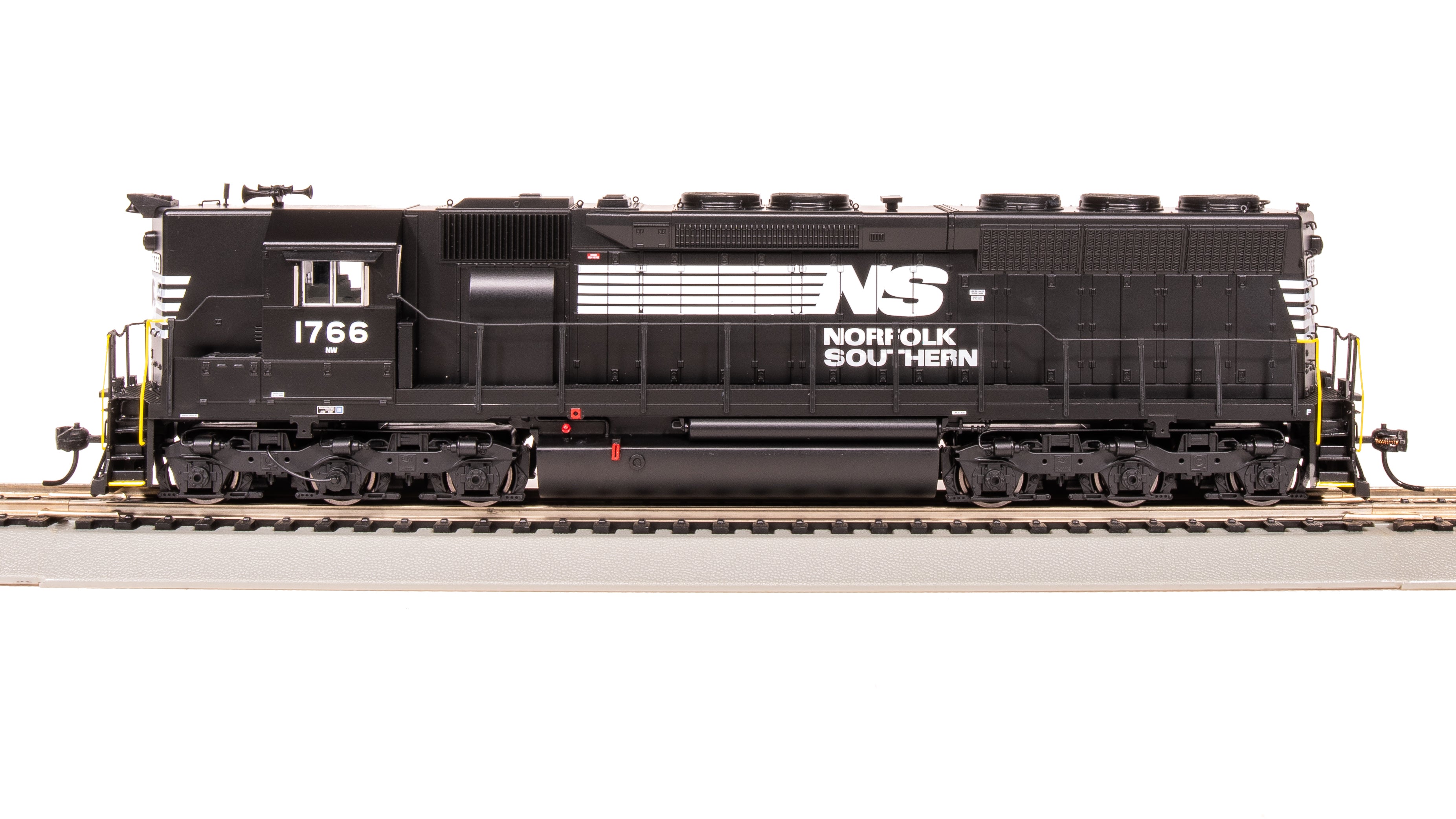 7940 EMD SD45, NS 1766, High Hood, Paragon4 Sound/DC/DCC, HO