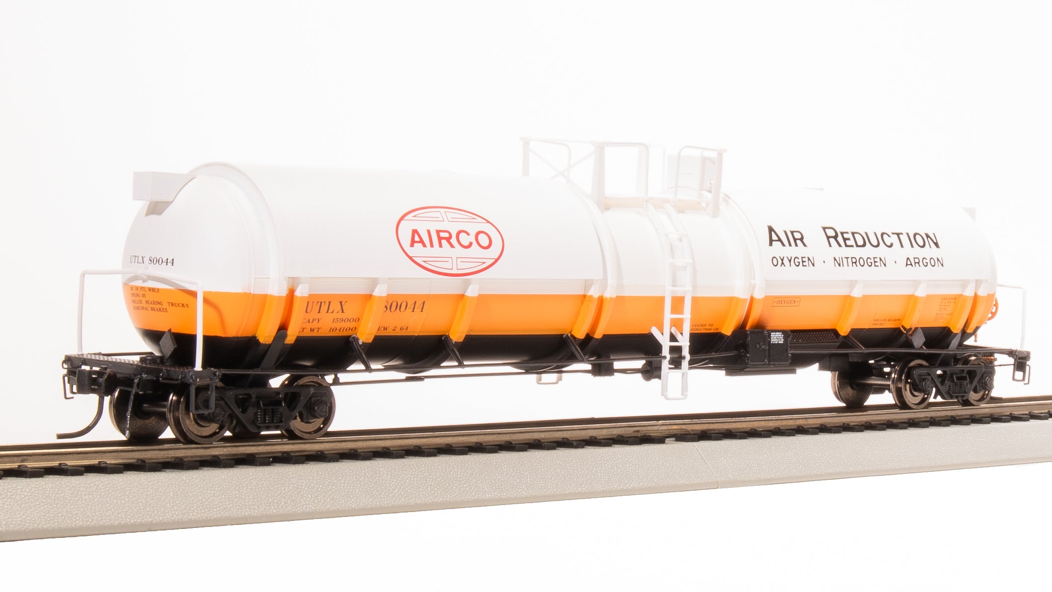 8032 Cryogenic Tank Car, Air Reduction, 2-Pack, HO