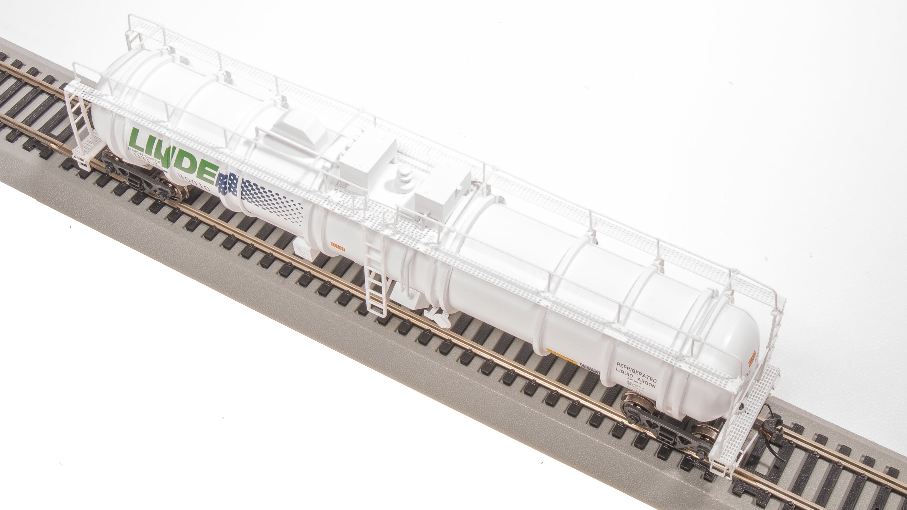 8044 Cryogenic Tank Car, Linde Type A, Single Car, HO