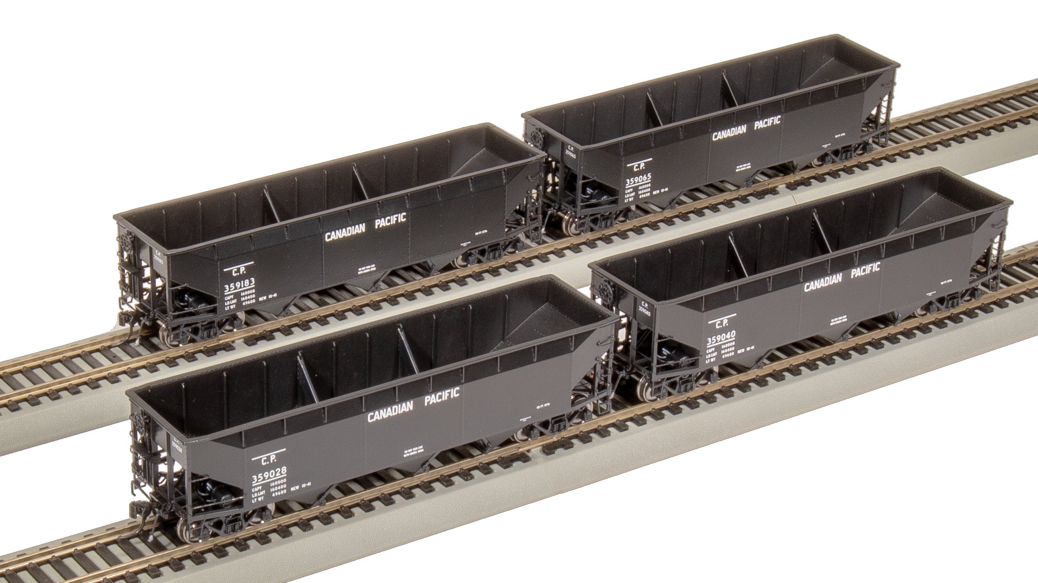 8109 AAR 70-ton Triple Hopper, CP, 4-PACK, HO