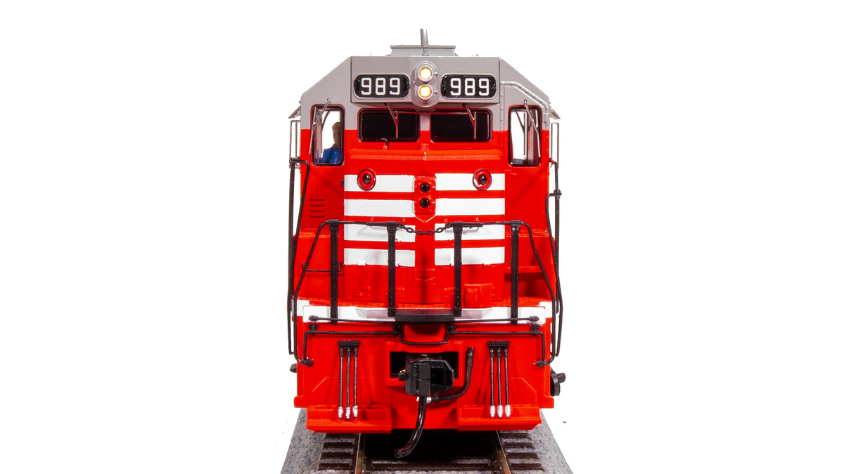 8222 EMD GP35, CBQ 989, Chinese Red, No-Sound / DCC-Ready, HO