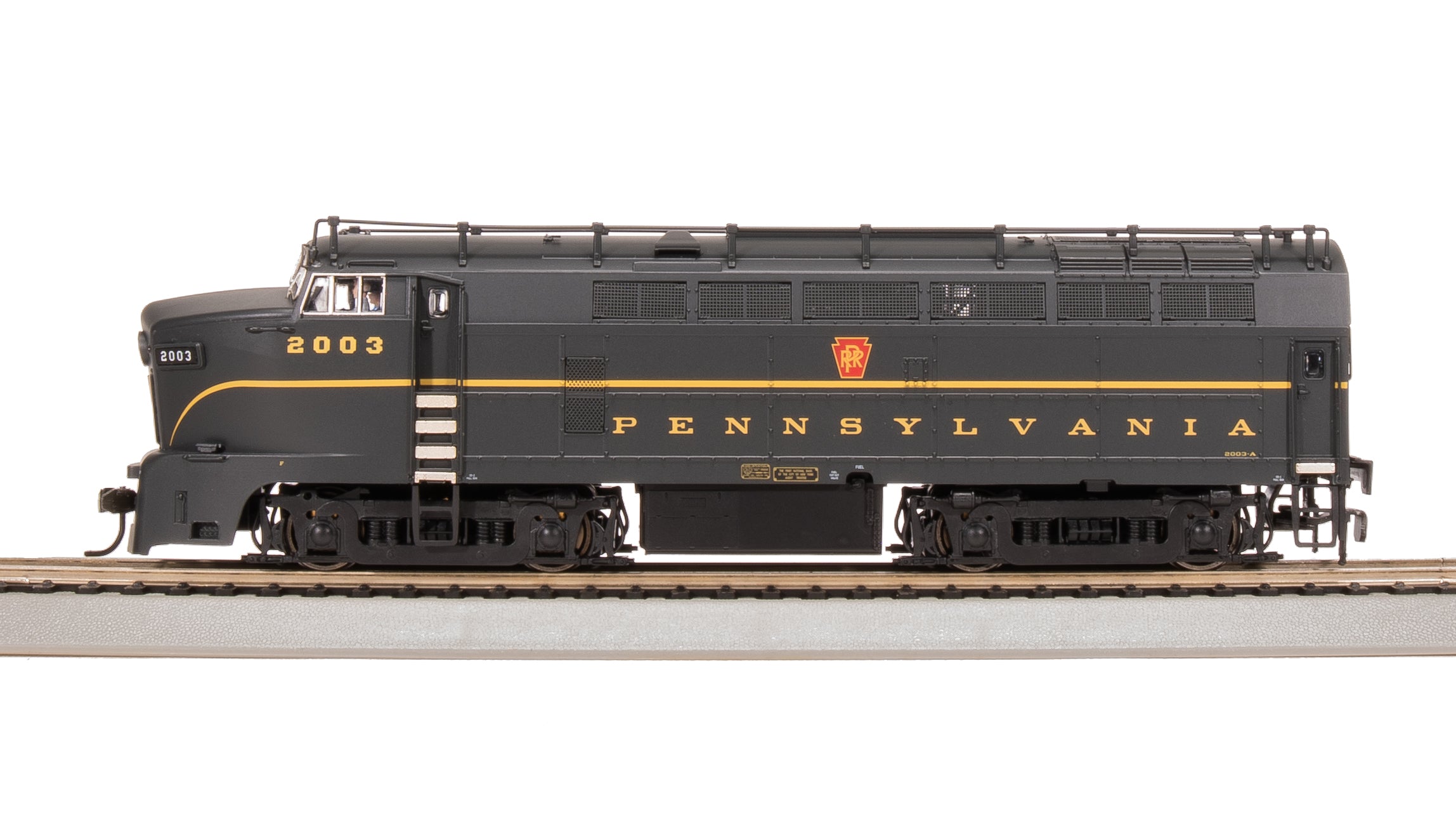 8272 BF-16 Sharknose A, PRR 2003A, Single Stripe, No-Sound / DCC-Ready, HO