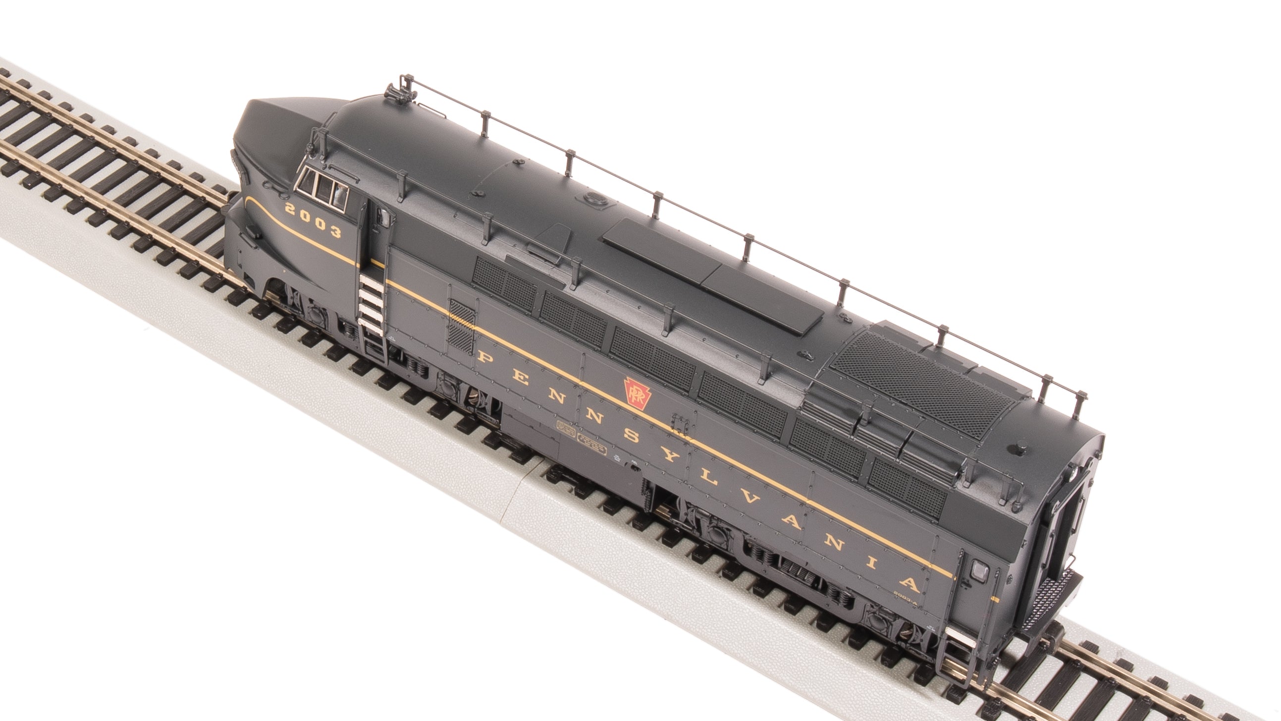 8272 BF-16 Sharknose A, PRR 2003A, Single Stripe, No-Sound / DCC-Ready, HO