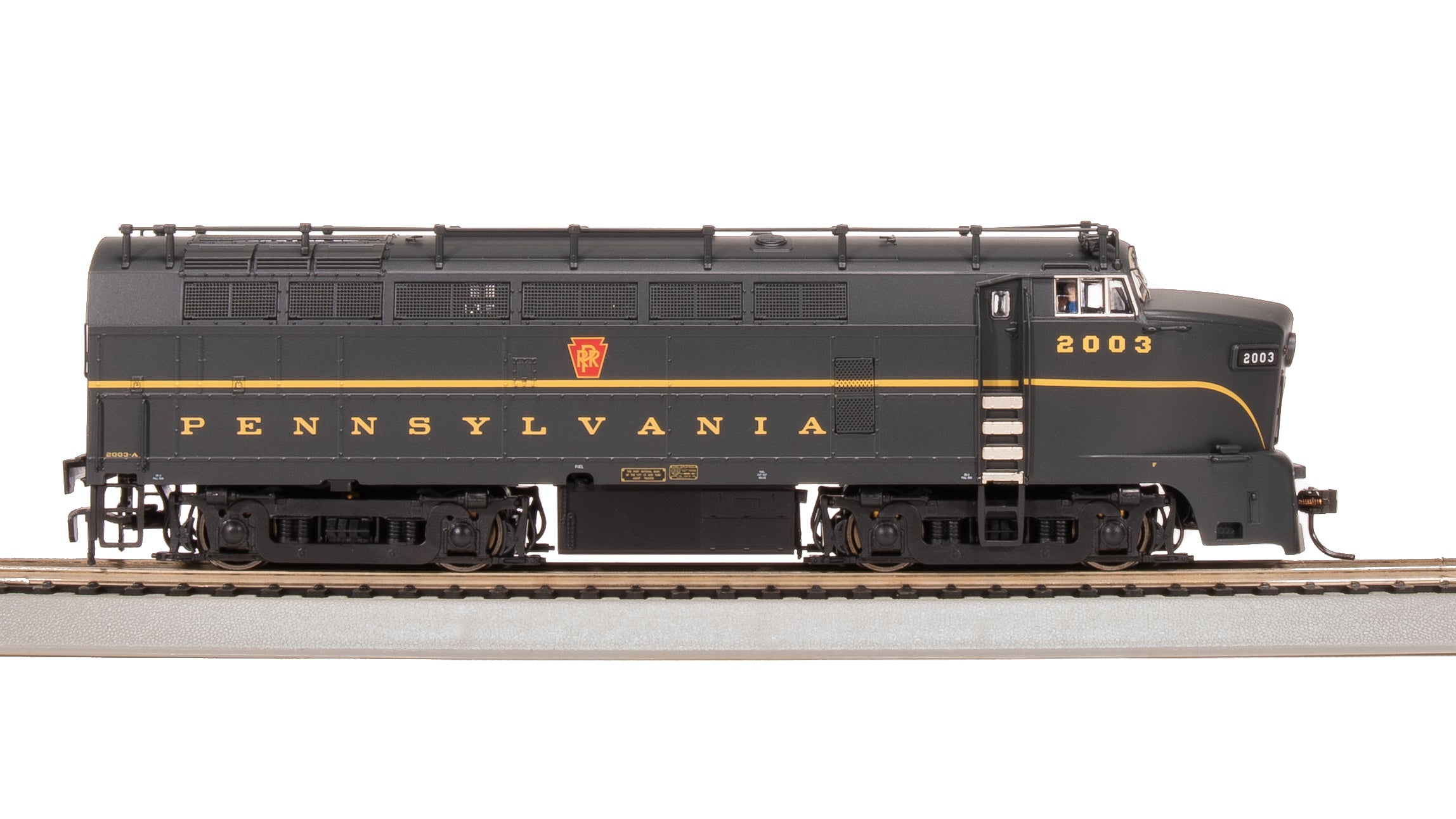 8272 BF-16 Sharknose A, PRR 2003A, Single Stripe, No-Sound / DCC-Ready, HO