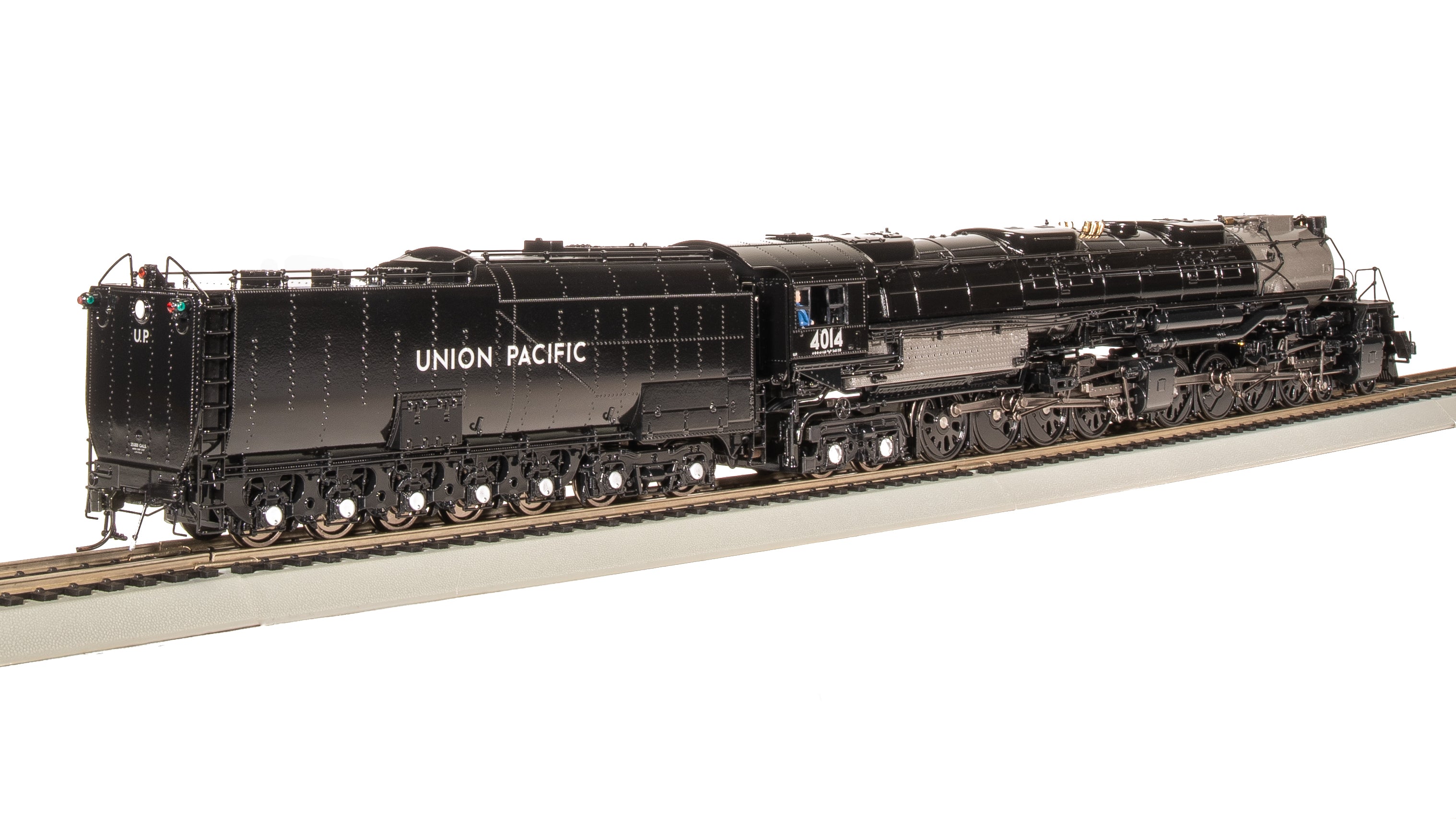 8370 UP Big Boy #4014, Promontory Excursion, Glossy Finish, Challenger Excursion Tender, No-Sound / DCC-Ready, HO