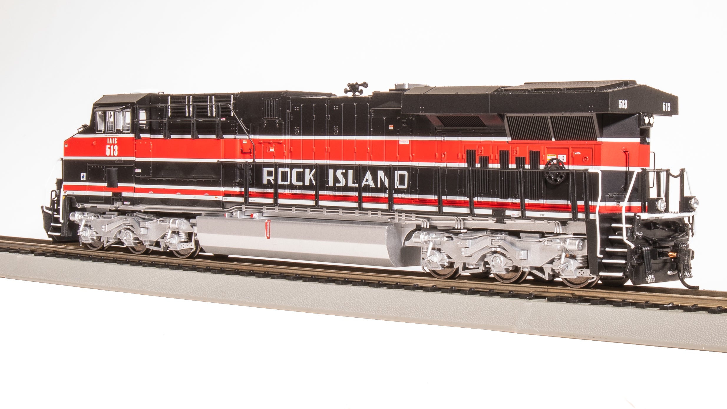 8560 GE ES44AC, IAIS #513, "Rock Island" Black/Red, No-Sound / DCC-Ready, HO