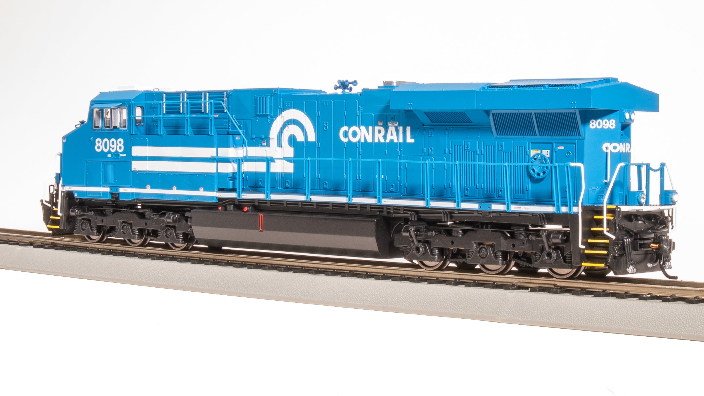 8561 GE ES44AC, NS #8098, Conrail Heritage Paint, No-Sound / DCC-Ready, HO