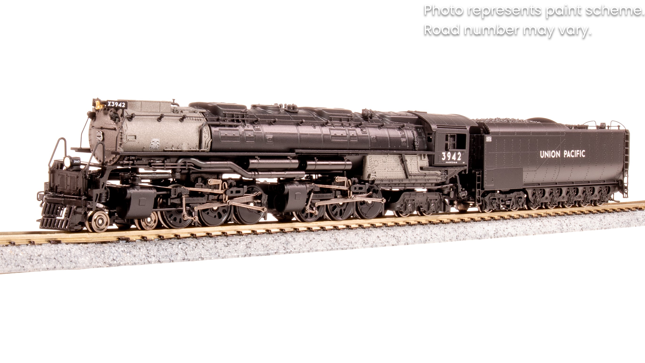 8650 UP Challenger 4-6-6-4, #3942, Black & Graphite, Coal Tender, No-Sound / DCC-Ready, N