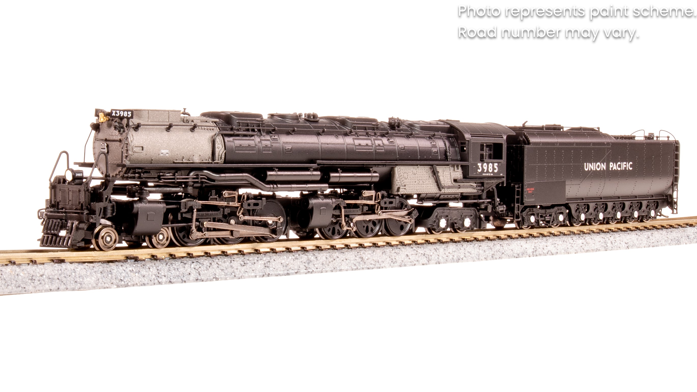 8656 UP Challenger 4-6-6-4, #3985 Excursion Locomotive, Oil Tender, Black & Graphite, No-Sound / DCC-Ready, N