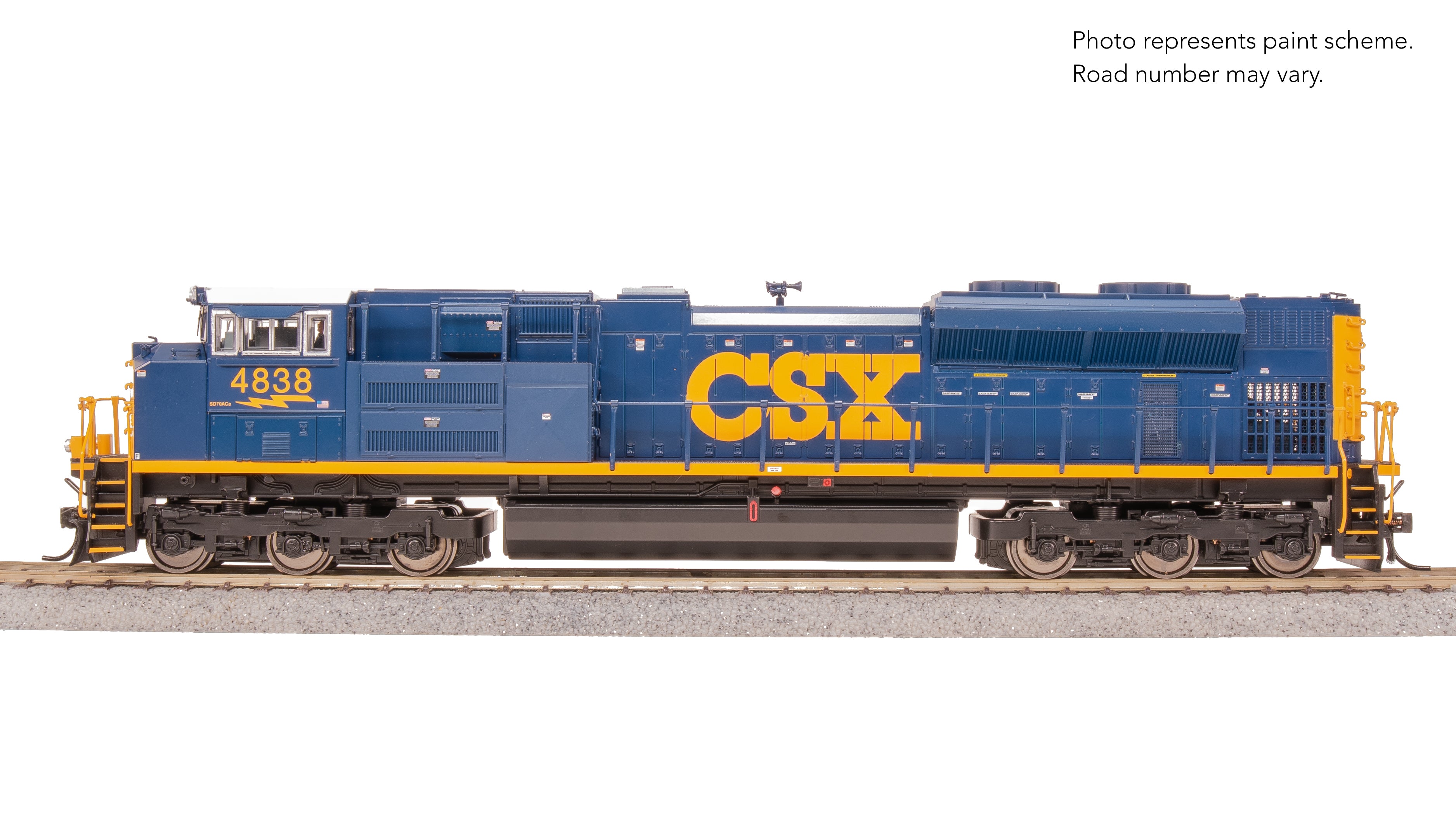 8676 EMD SD70ACe, CSX 4838, YN3 Paint, Paragon4 Sound/DC/DCC, w/ Smoke, HO