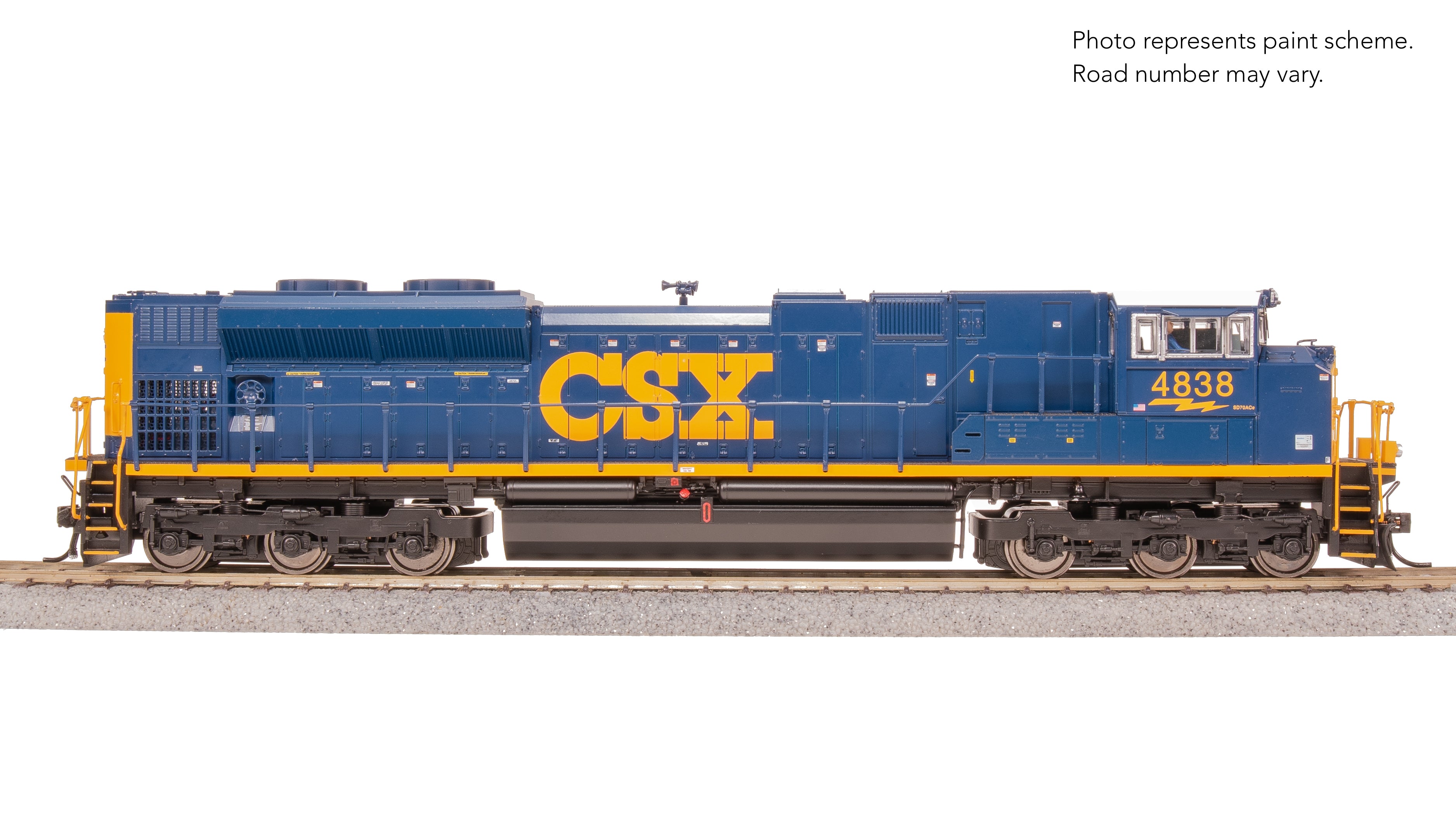 8676 EMD SD70ACe, CSX 4838, YN3 Paint, Paragon4 Sound/DC/DCC, w/ Smoke, HO