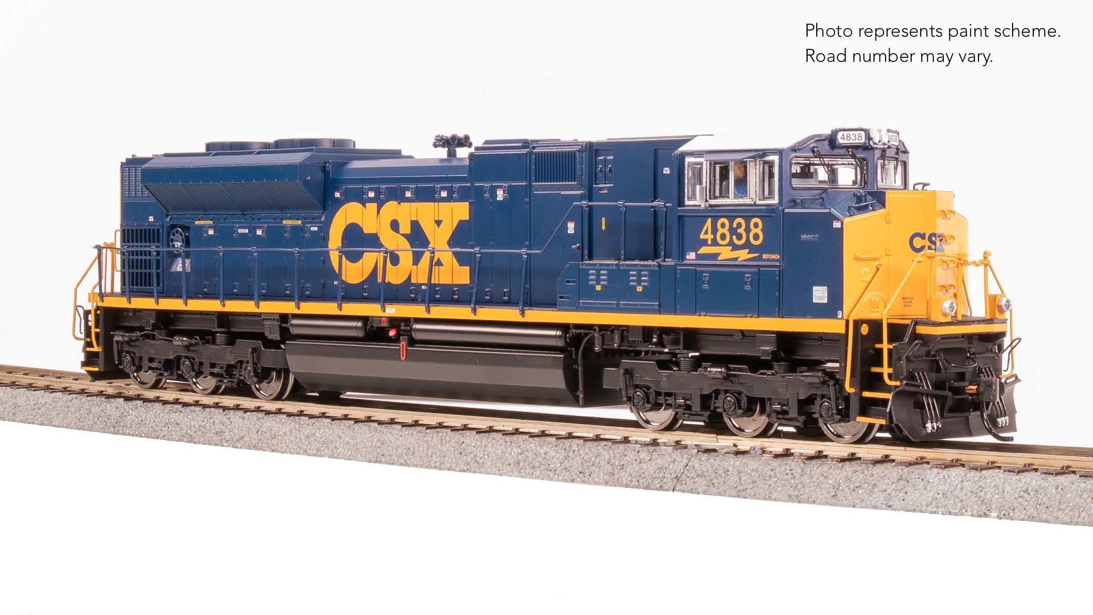 8676 EMD SD70ACe, CSX 4838, YN3 Paint, Paragon4 Sound/DC/DCC, w/ Smoke, HO