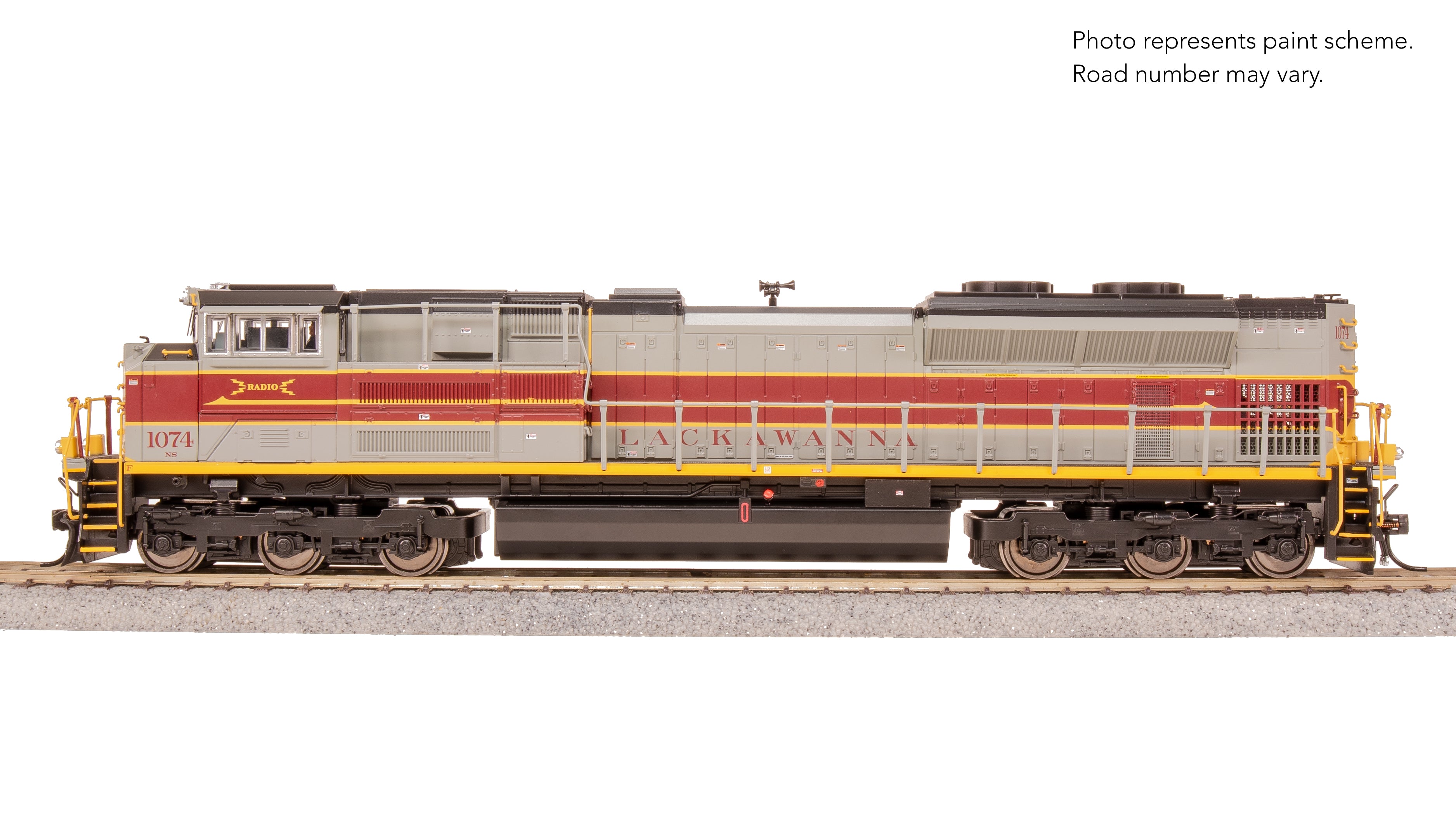 8681 EMD SD70ACe, NS 1074, DL&W Heritage Paint, Paragon4 Sound/DC/DCC, w/ Smoke, HO