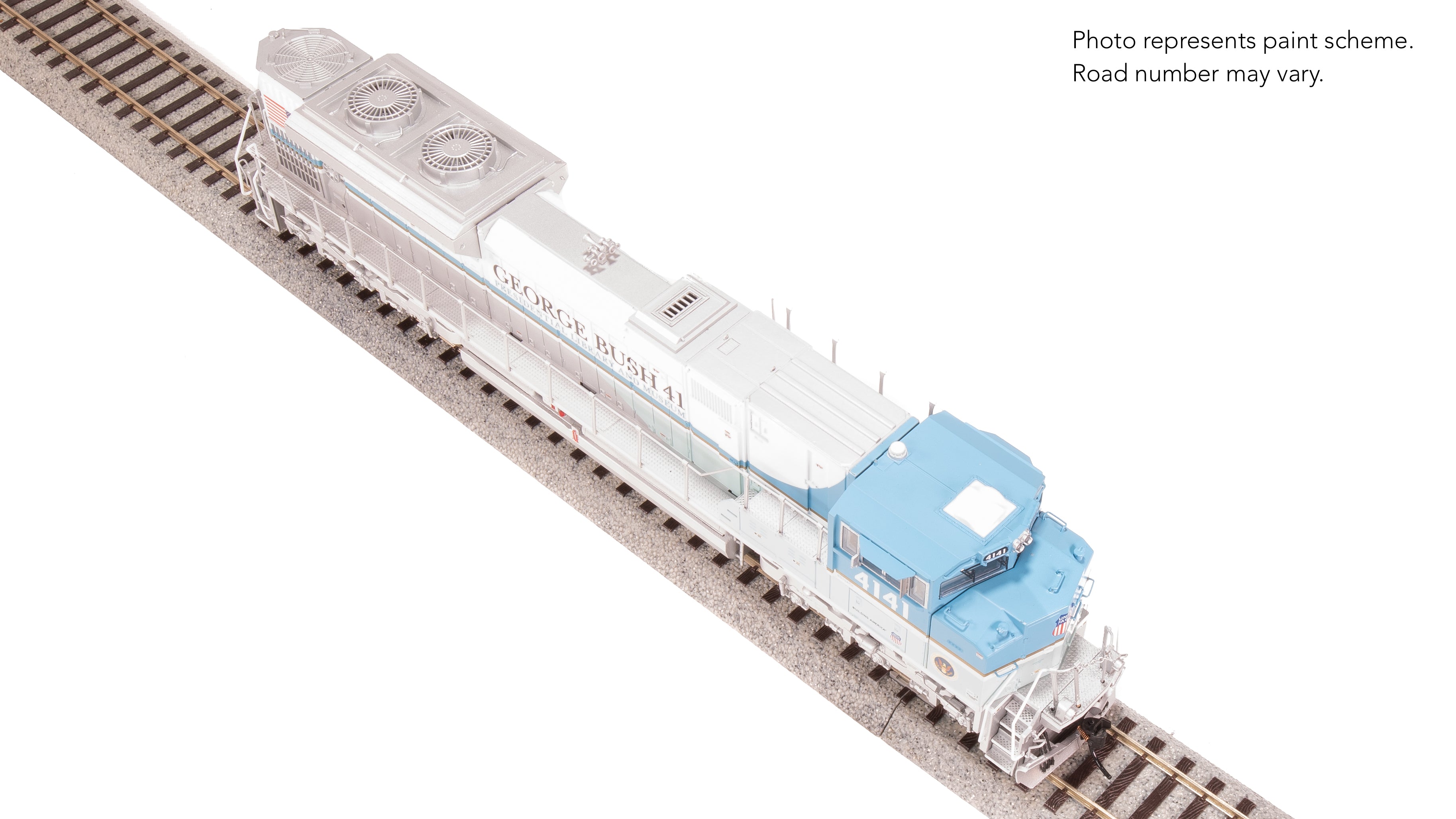 8686 EMD SD70ACe, UP 4141, George Bush 41, Paragon4 Sound/DC/DCC, w/ Smoke, HO