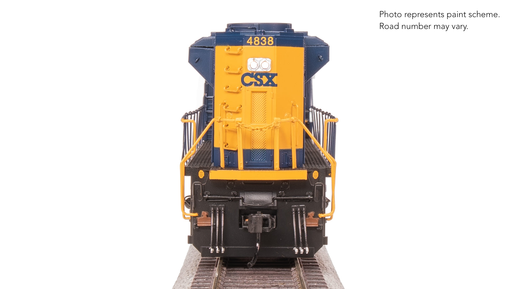 8706 EMD SD70ACe, CSX 4838, YN3 Paint, No-Sound / DCC-Ready, HO