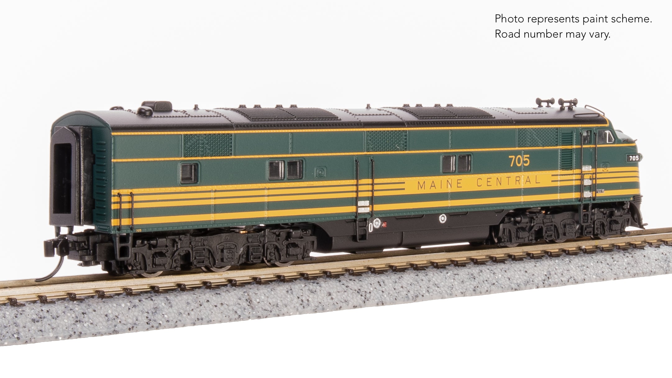 8766 EMD E7A, MEC 708, Green & Dulux Gold, Paragon4 Sound/DC/DCC, N