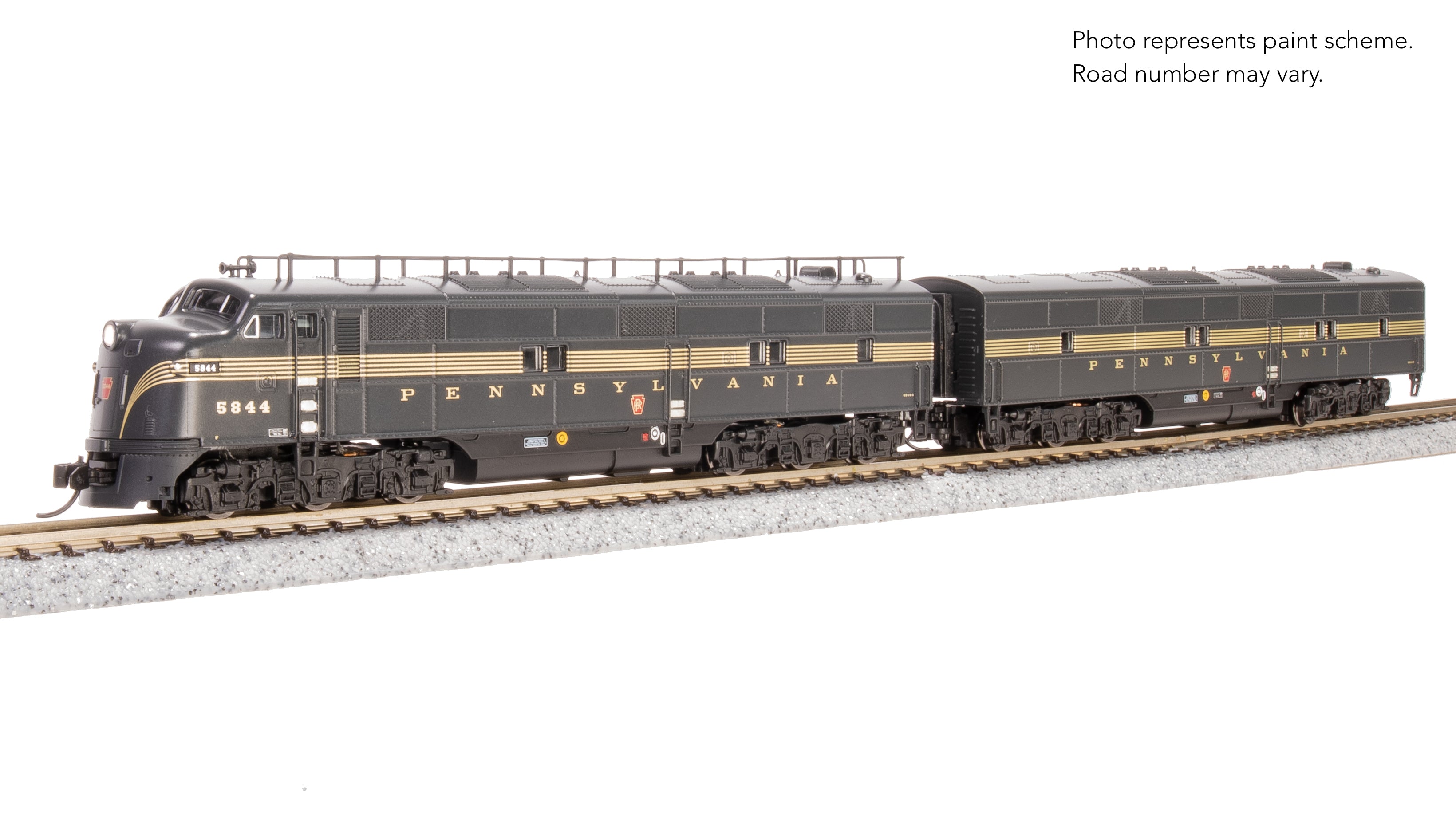 8772 EMD E7 A/B, PRR 5844A / 5844B, DGLE 5-stripe, A-unit Paragon4 Sound/DC/DCC, Unpowered B-unit, N