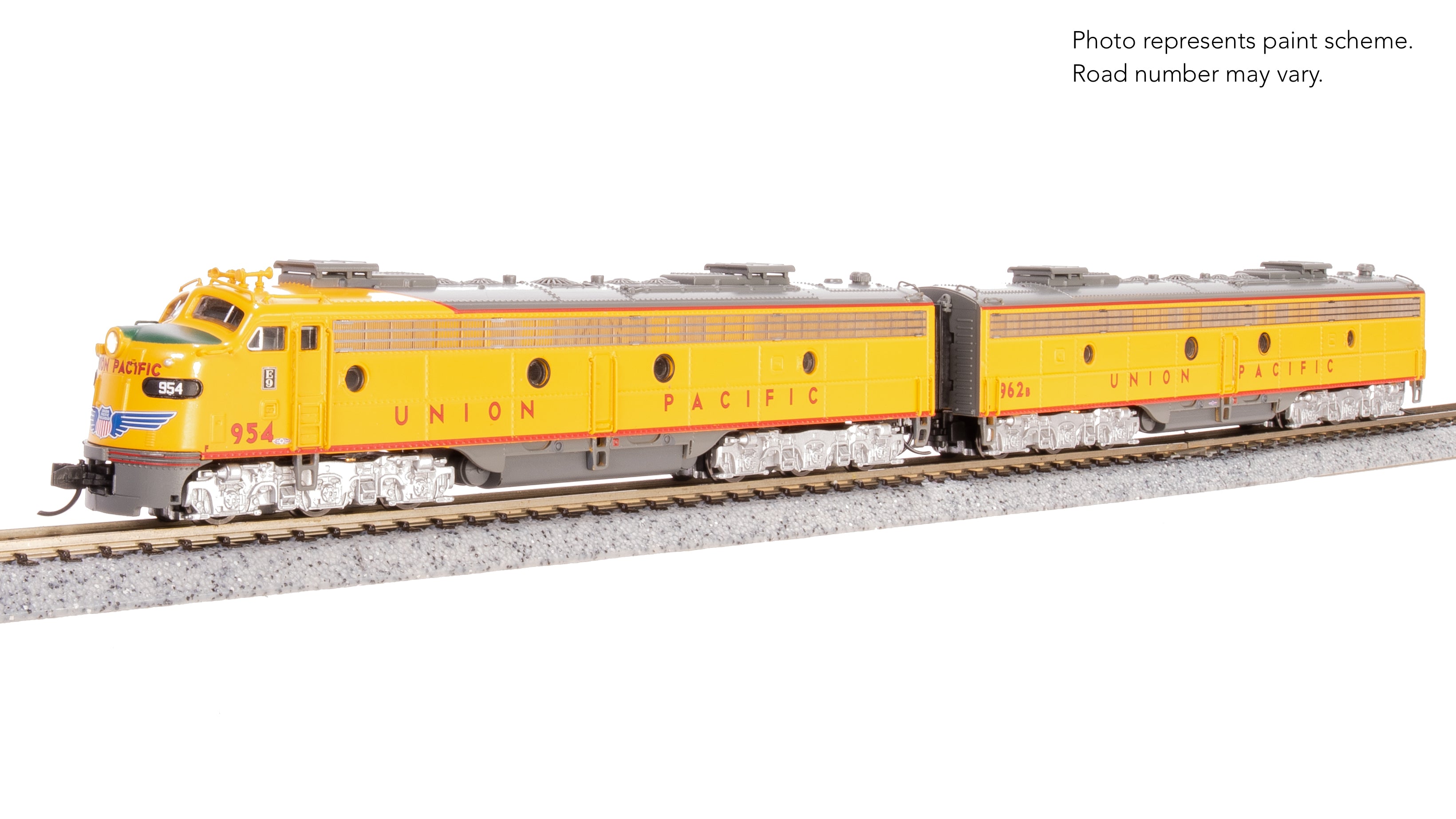 8826 EMD E9 A/B, UP 954 / 962B, Yellow & Gray, A-unit Paragon4 Sound/DC/DCC, Unpowered B-unit, N