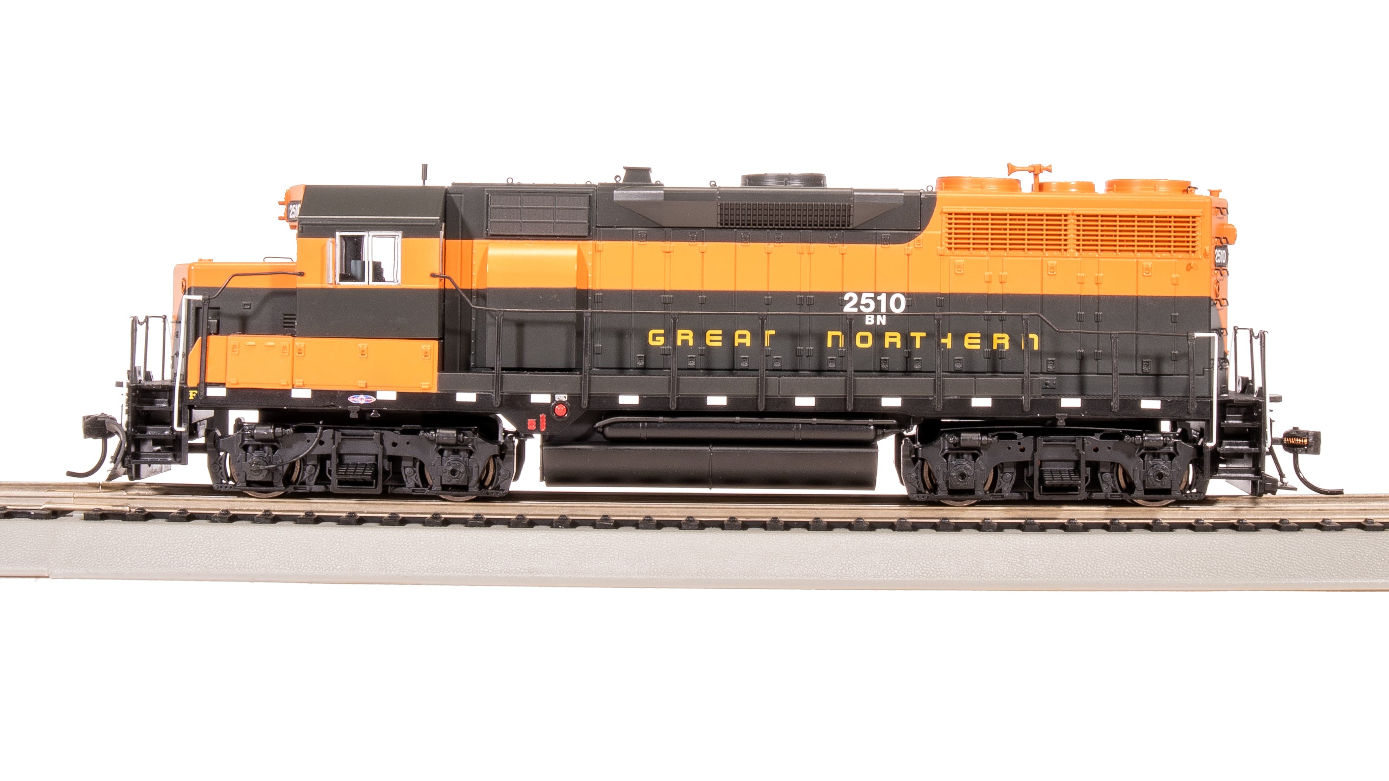 8896 EMD GP35, BN 2510, GN SEB w/ BN Patch, Paragon4 Sound/DC/DCC, HO