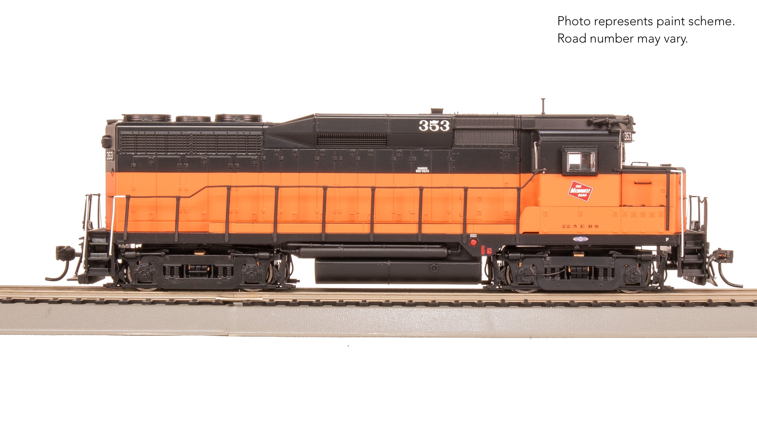 9154 EMD GP30, MILW 354, Orange & Black, No-Sound/DCC-Ready, HO