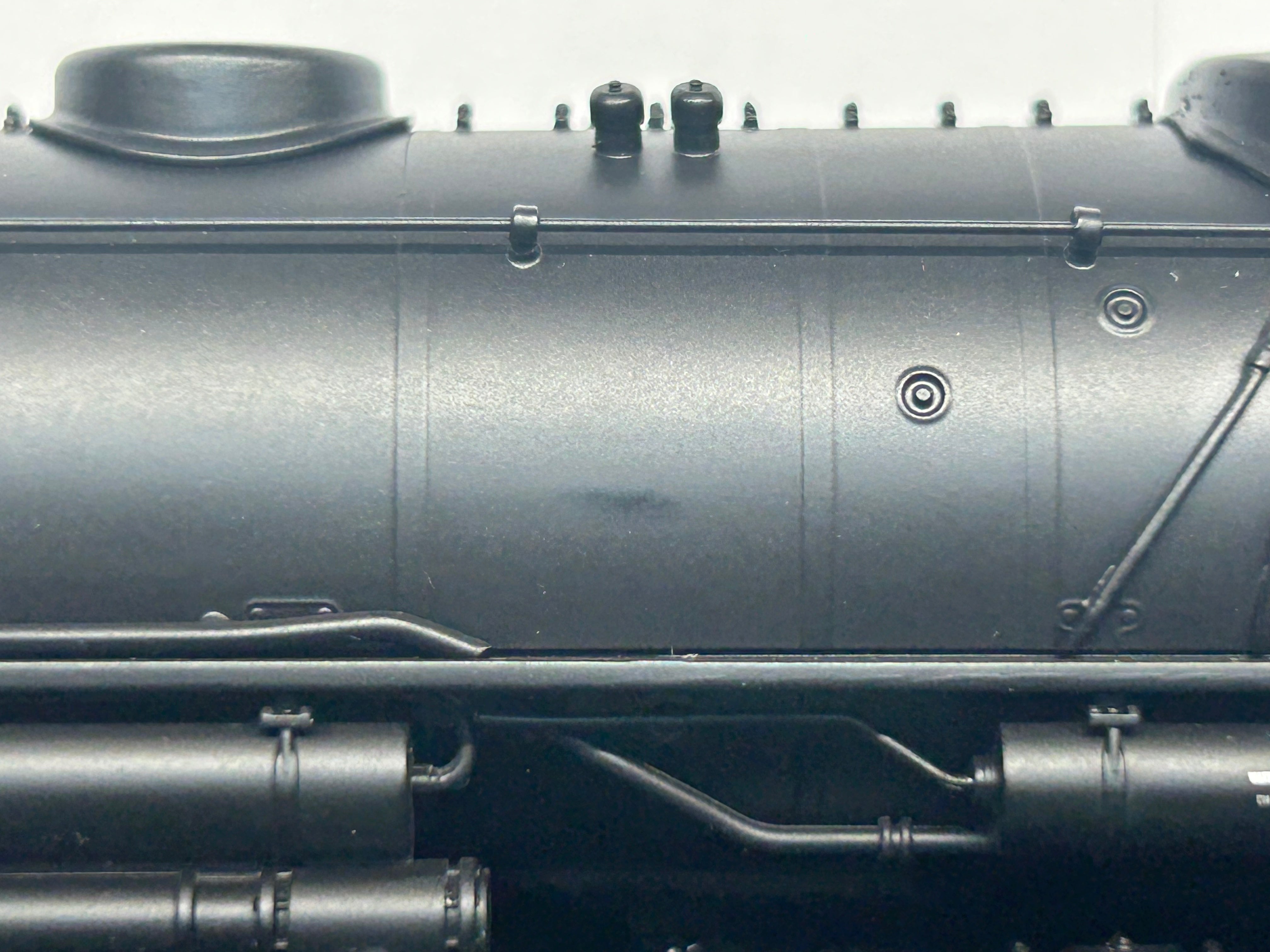***BLEMISHED (see photos, sold as-is) REFURBISHED BR9903 UP Early Challenger (CSA-2), #3818, Post-1947, As-Delivered Front Engine, Paragon4 Sound/DC/DCC, Smoke, HO