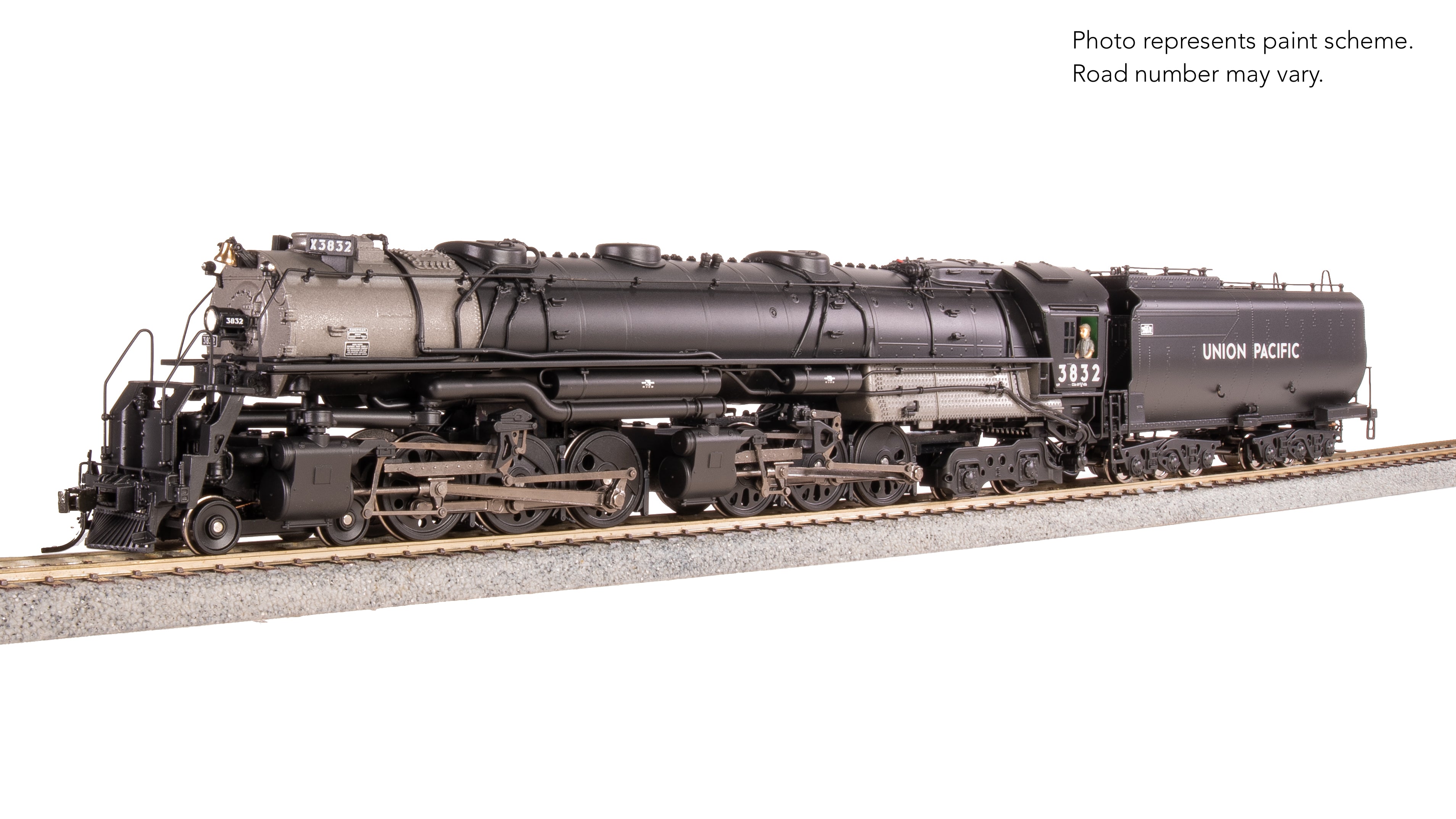 9909 UP Early Challenger (CSA-2), #3832, Post-1947, Re-built Front Engine, Paragon4 Sound/DC/DCC, Smoke, HO